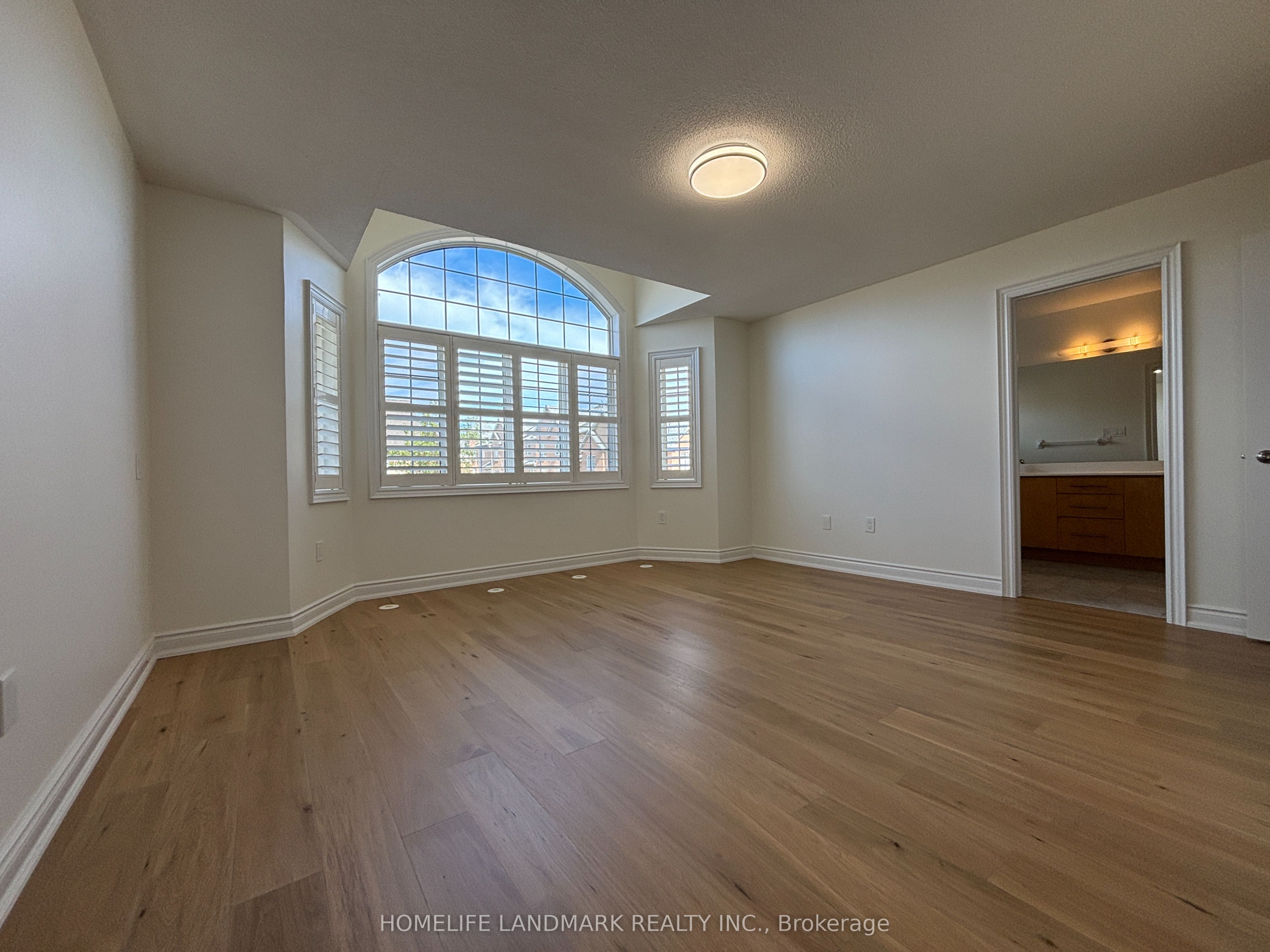 168 Legends Way Property Photo 13