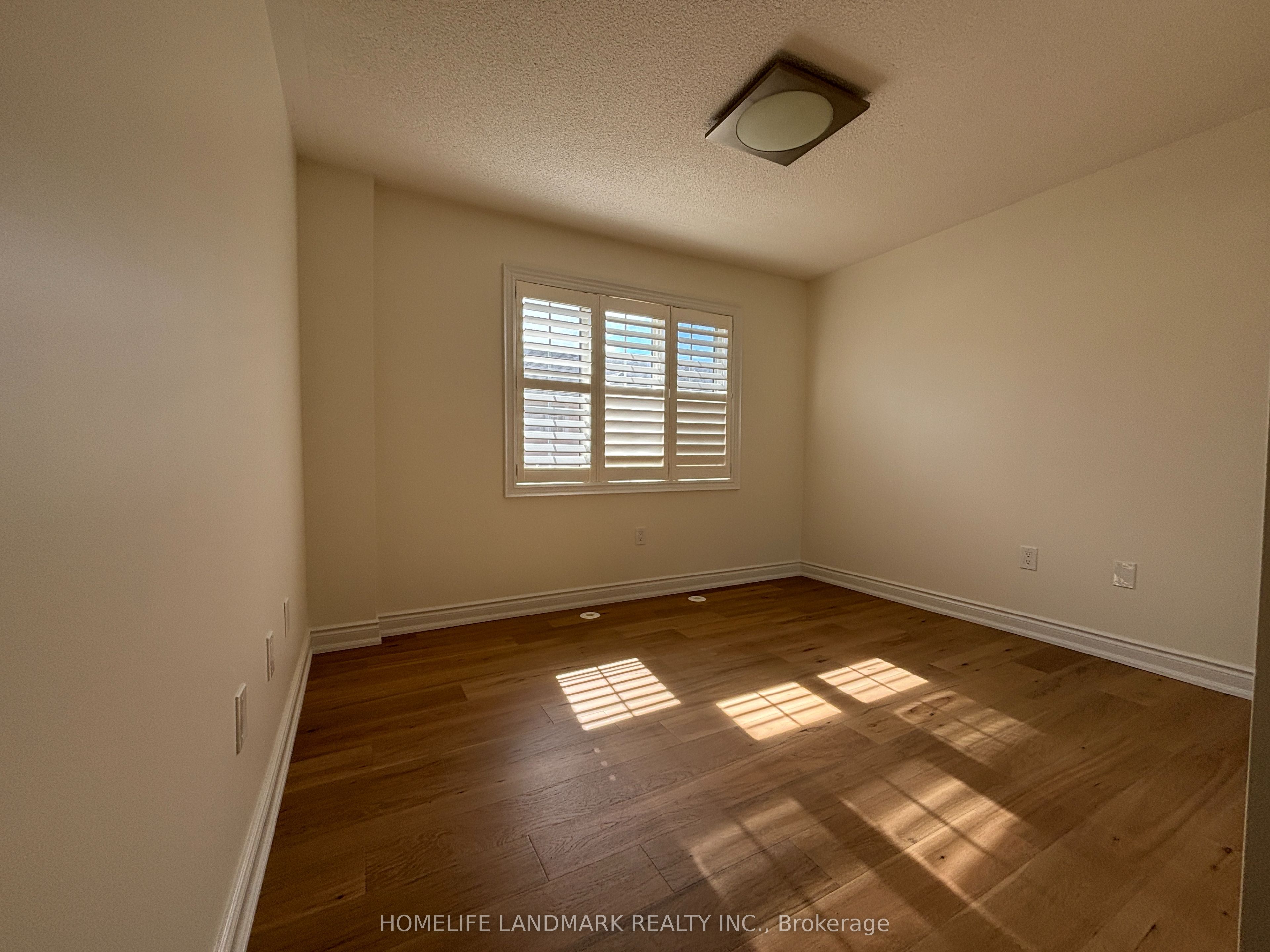 168 Legends Way Property Photo 17