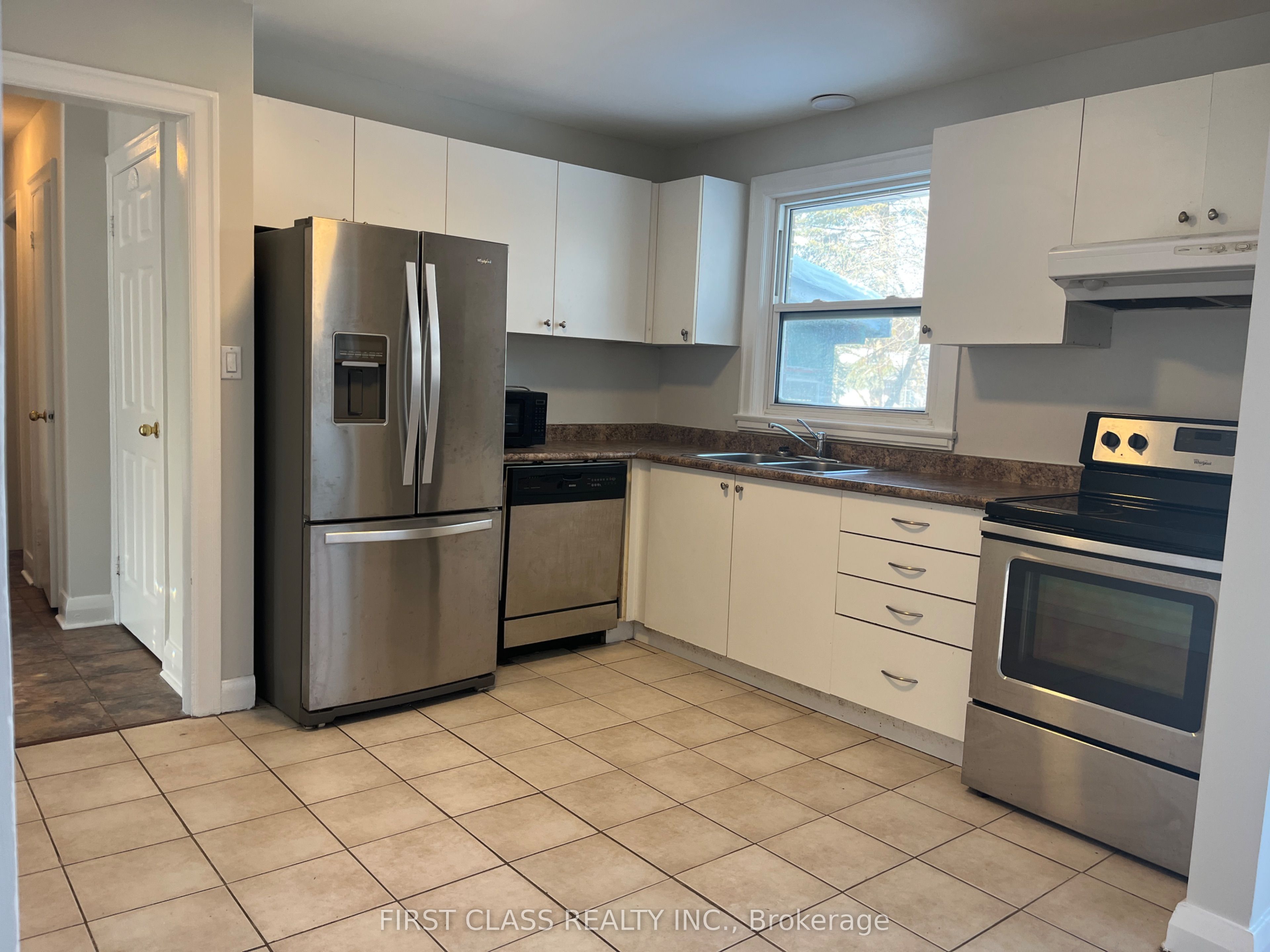 66 North Lake Road Property Photo 3