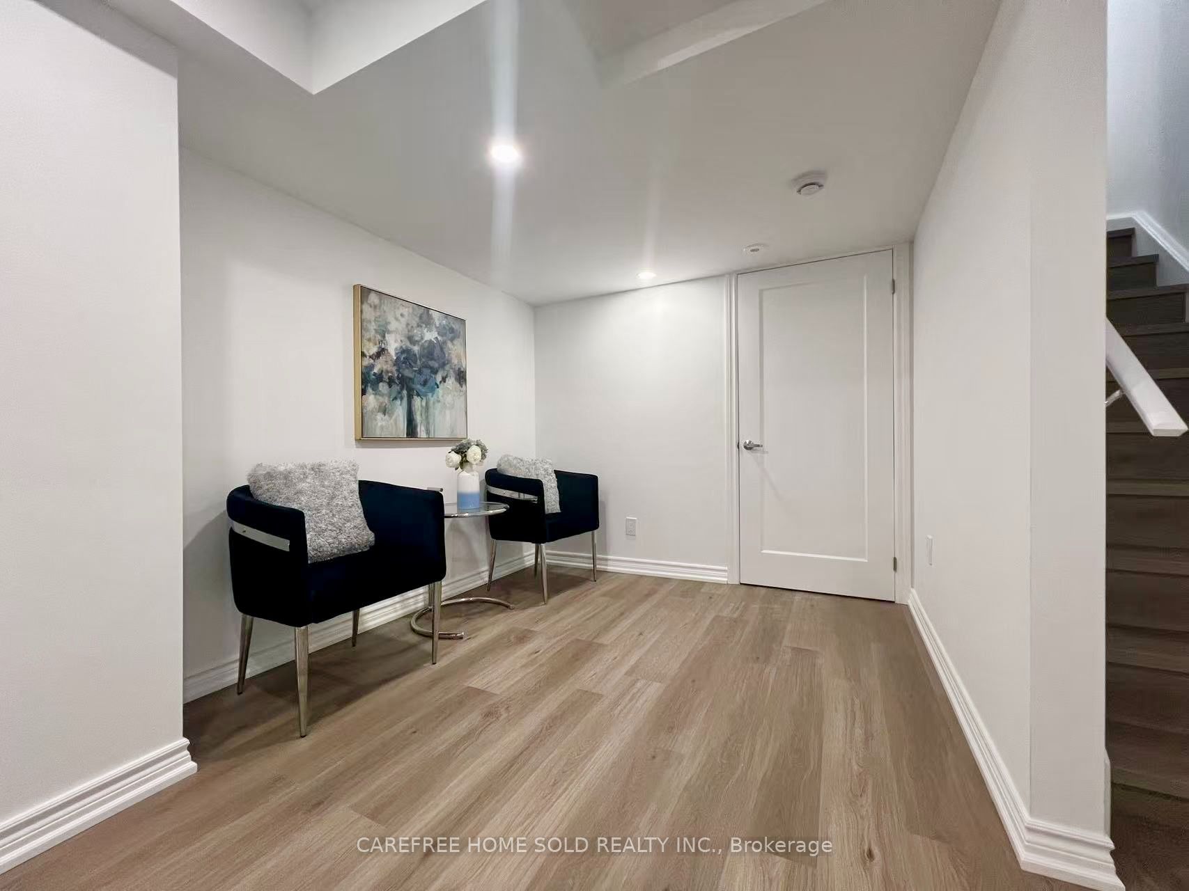 9880 Mccowan Road Property Photo 22