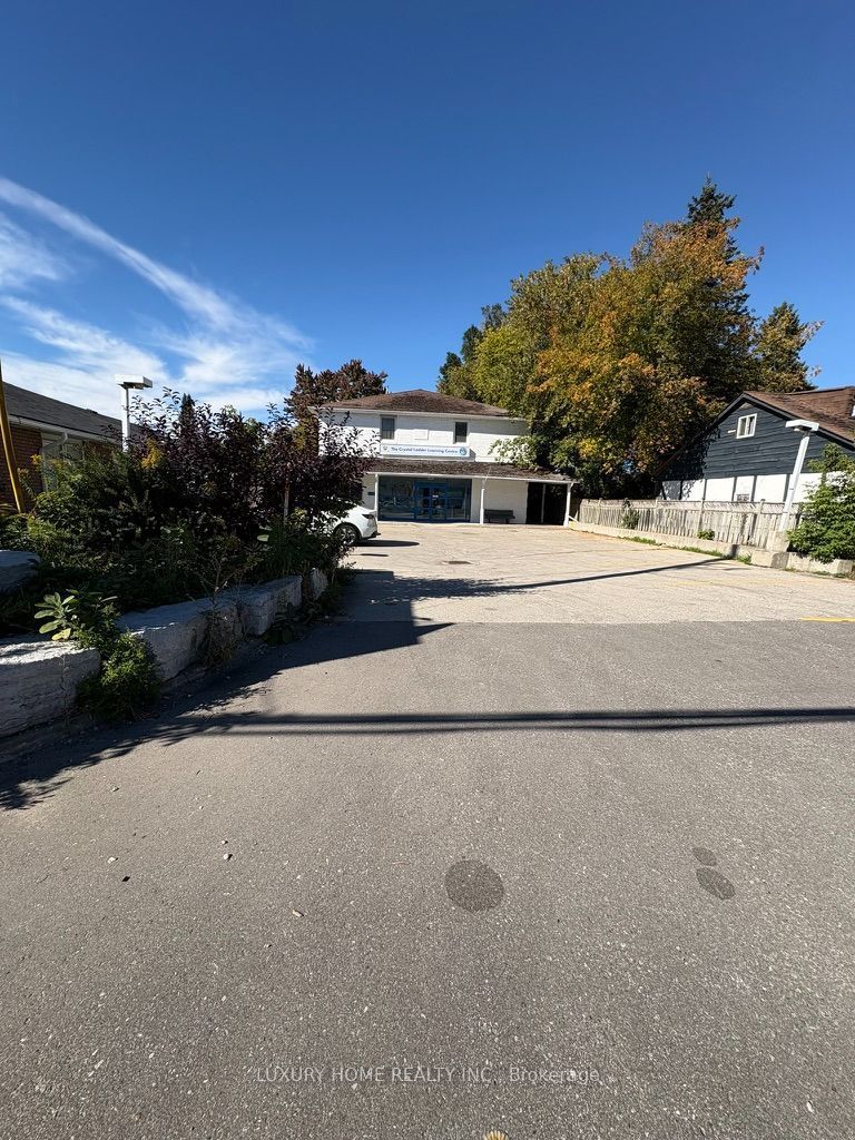 186 King Road Property Photo 2