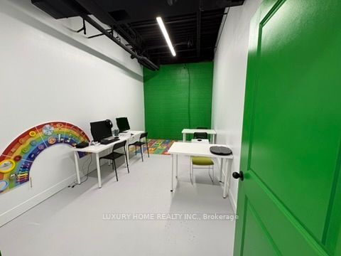 186 King Road Property Photo 12