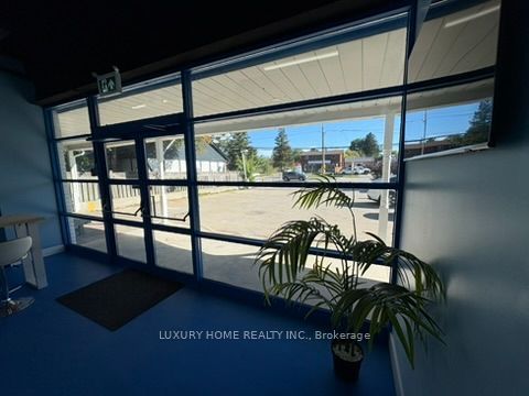 186 King Road Property Photo 16