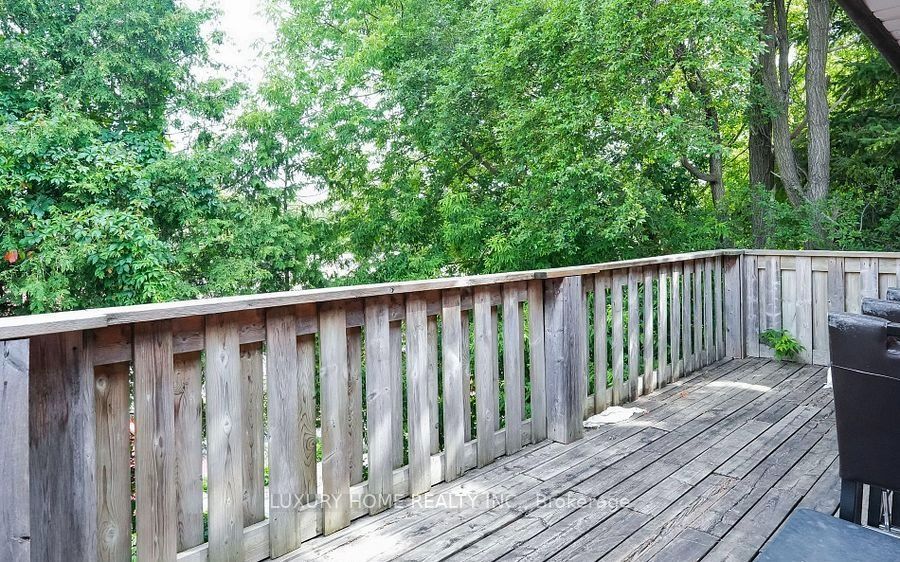 186 King Road Property Photo 26