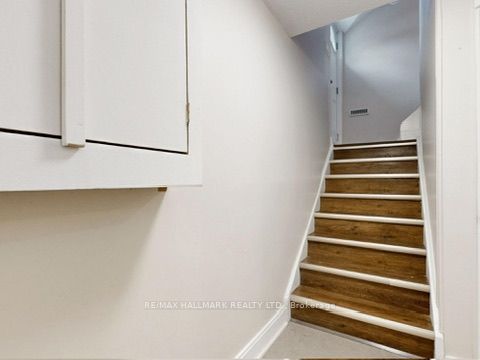 238 Rumble Avenue Bsmt Property Photo 4