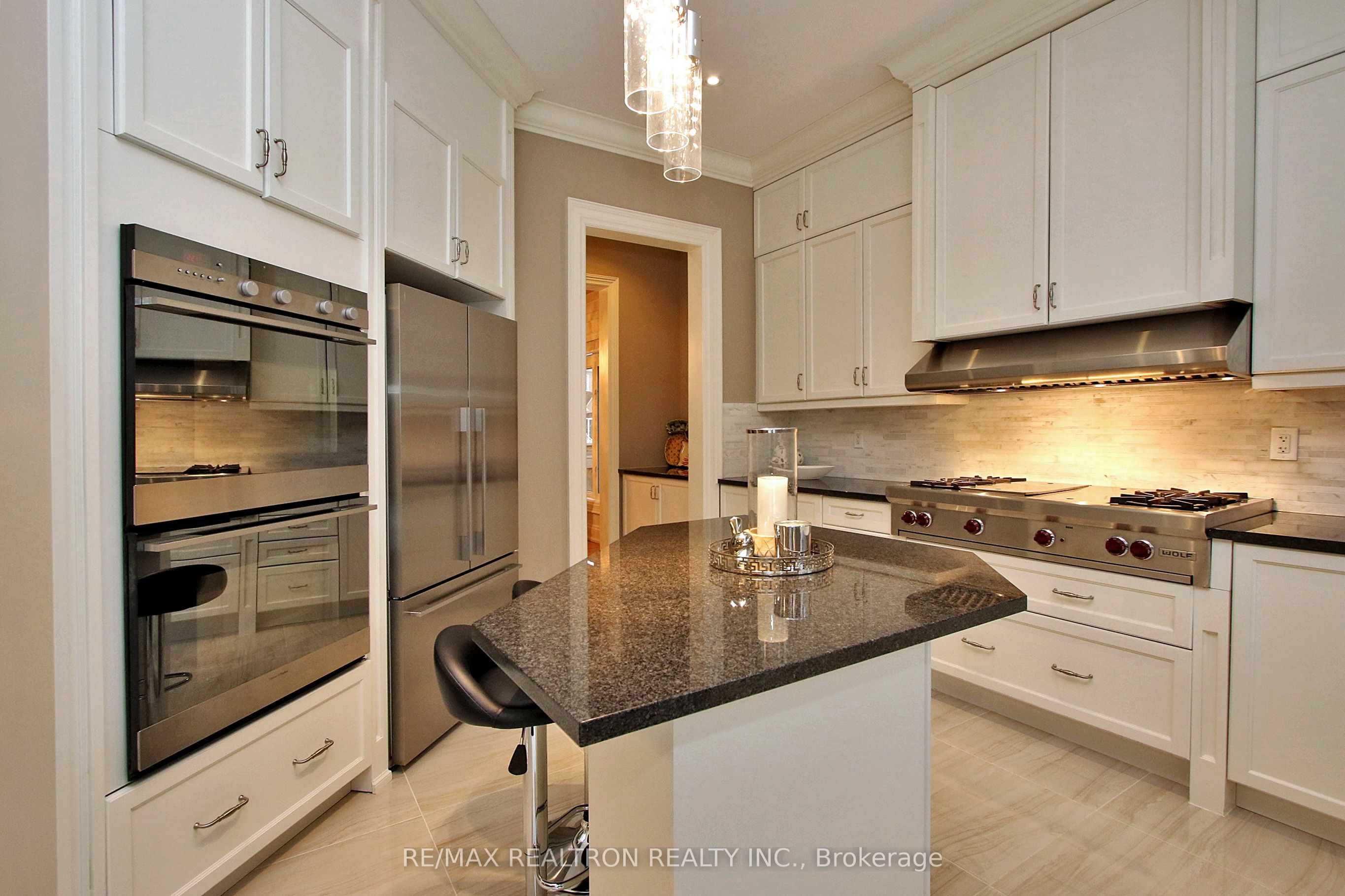 30 Valmont Avenue Property Photo 6