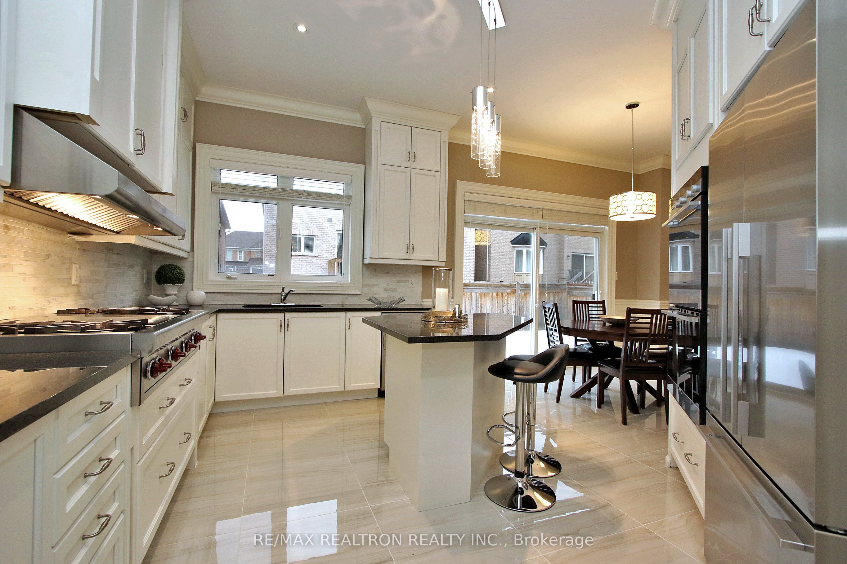30 Valmont Avenue Property Photo 8
