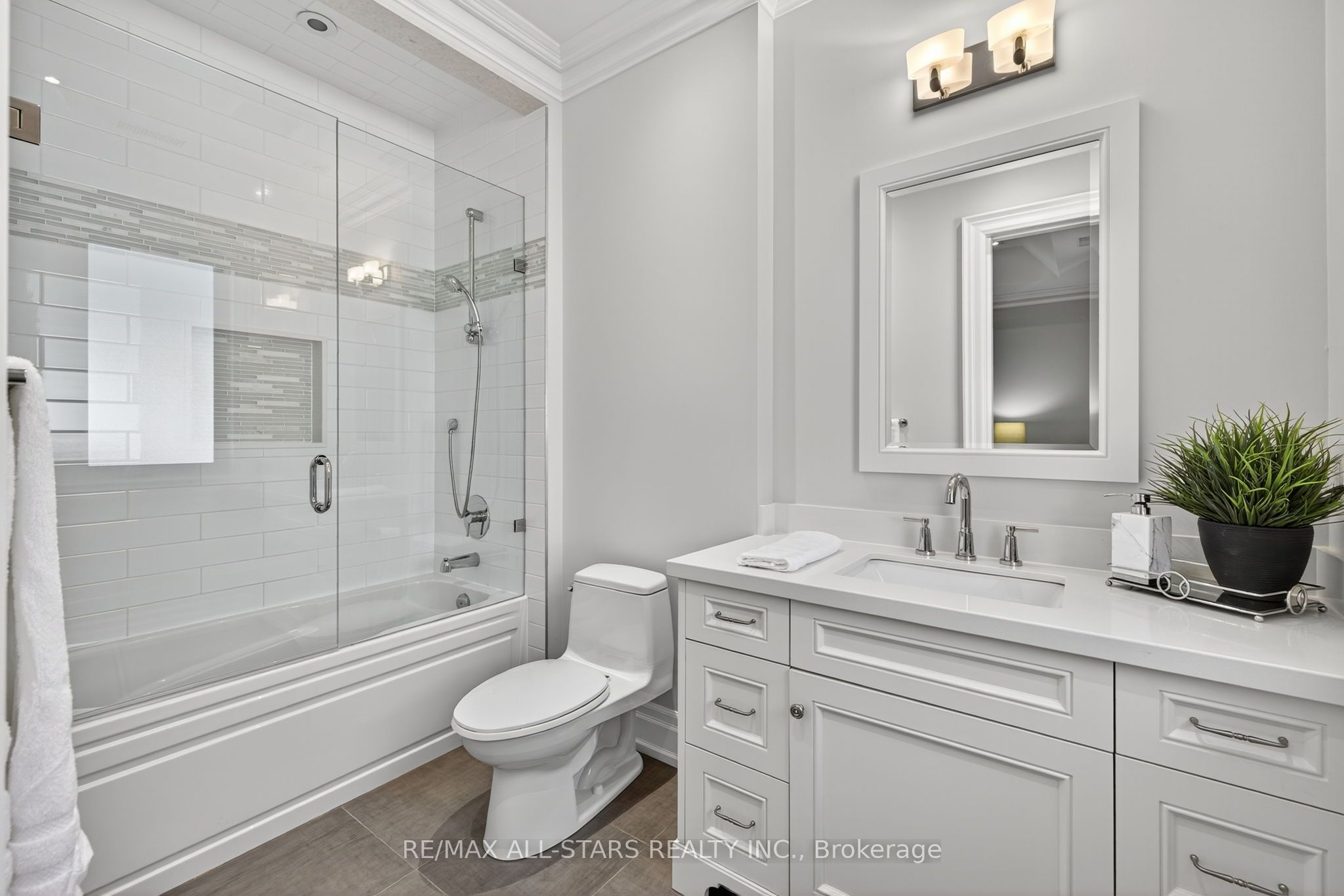 126 Hillview Road Property Photo 31