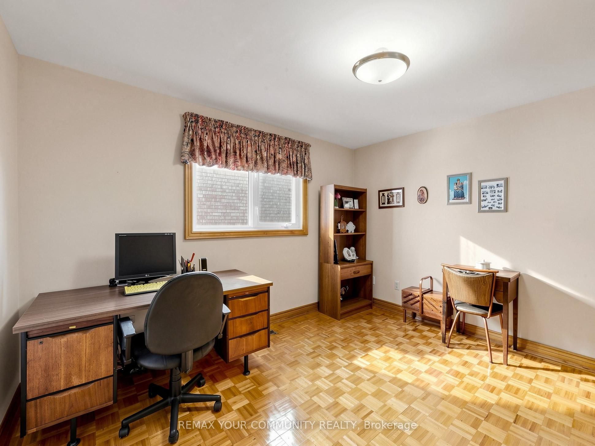35 May Avenue Property Photo 17