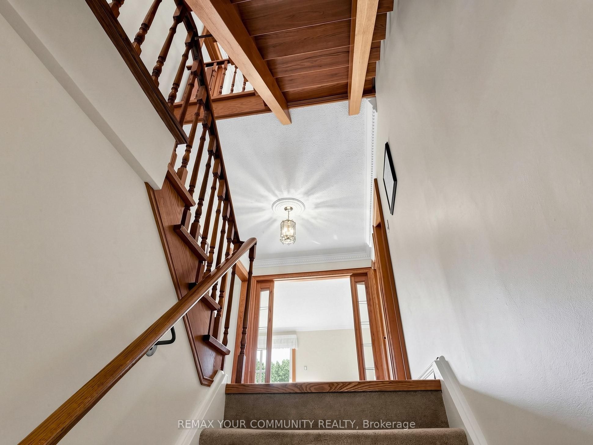 35 May Avenue Property Photo 31