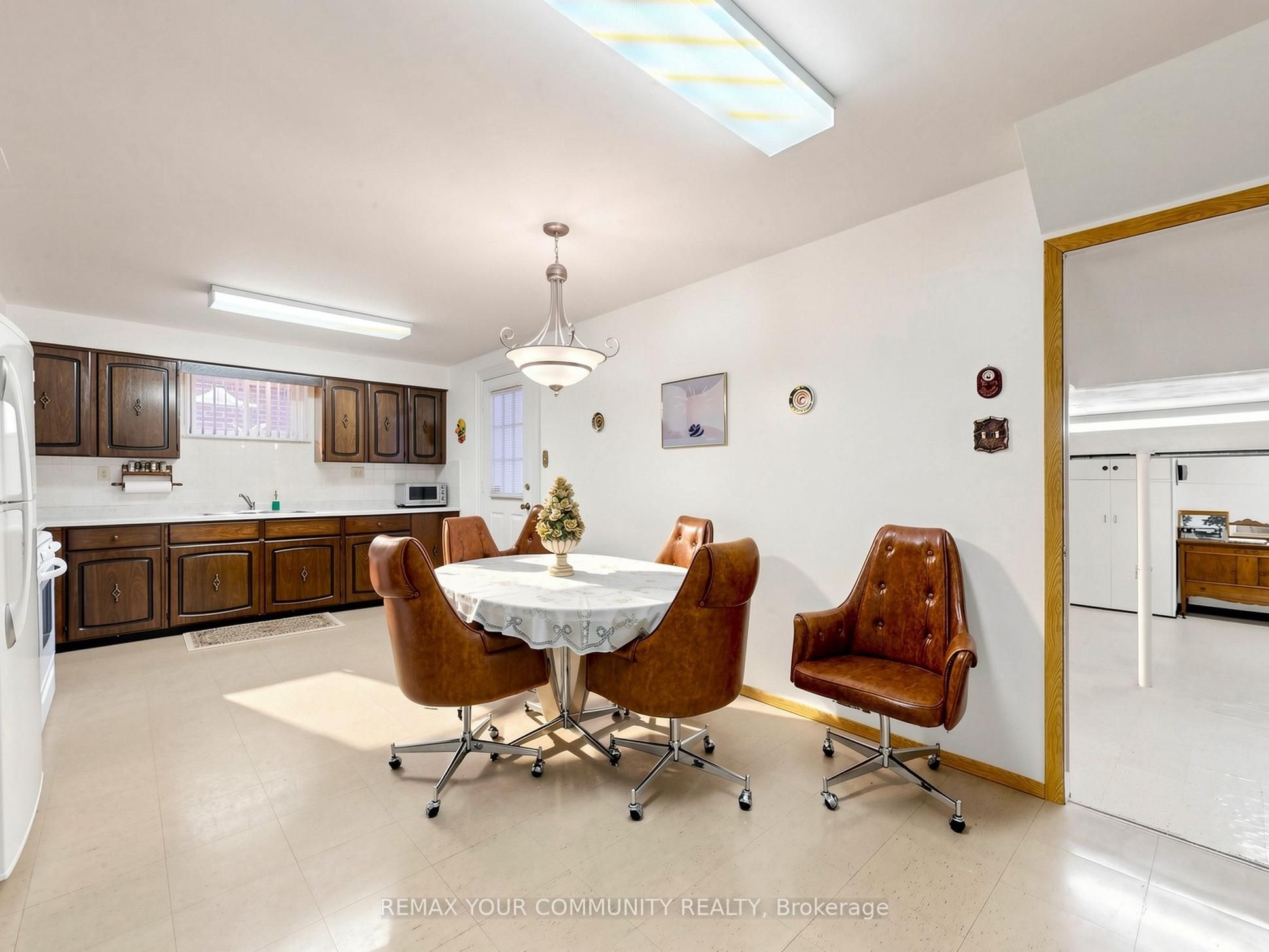35 May Avenue Property Photo 33