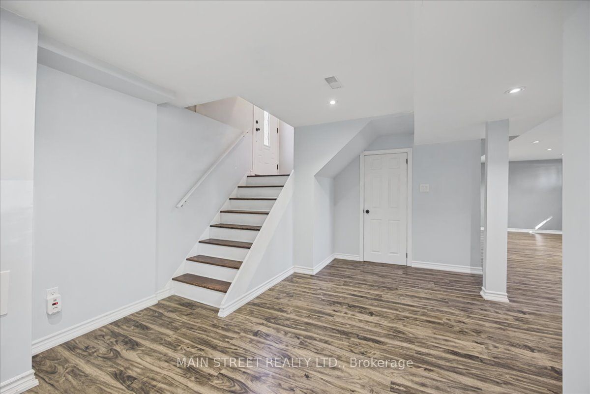 38 Townsend Avenue Property Photo 23