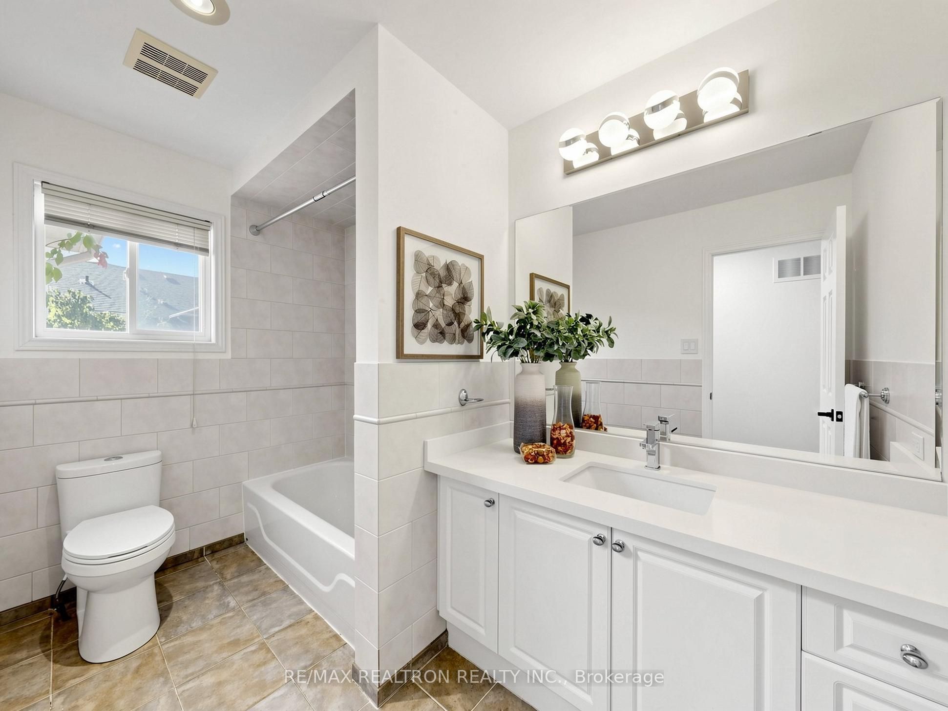 157 Nahanni Drive Property Photo 25