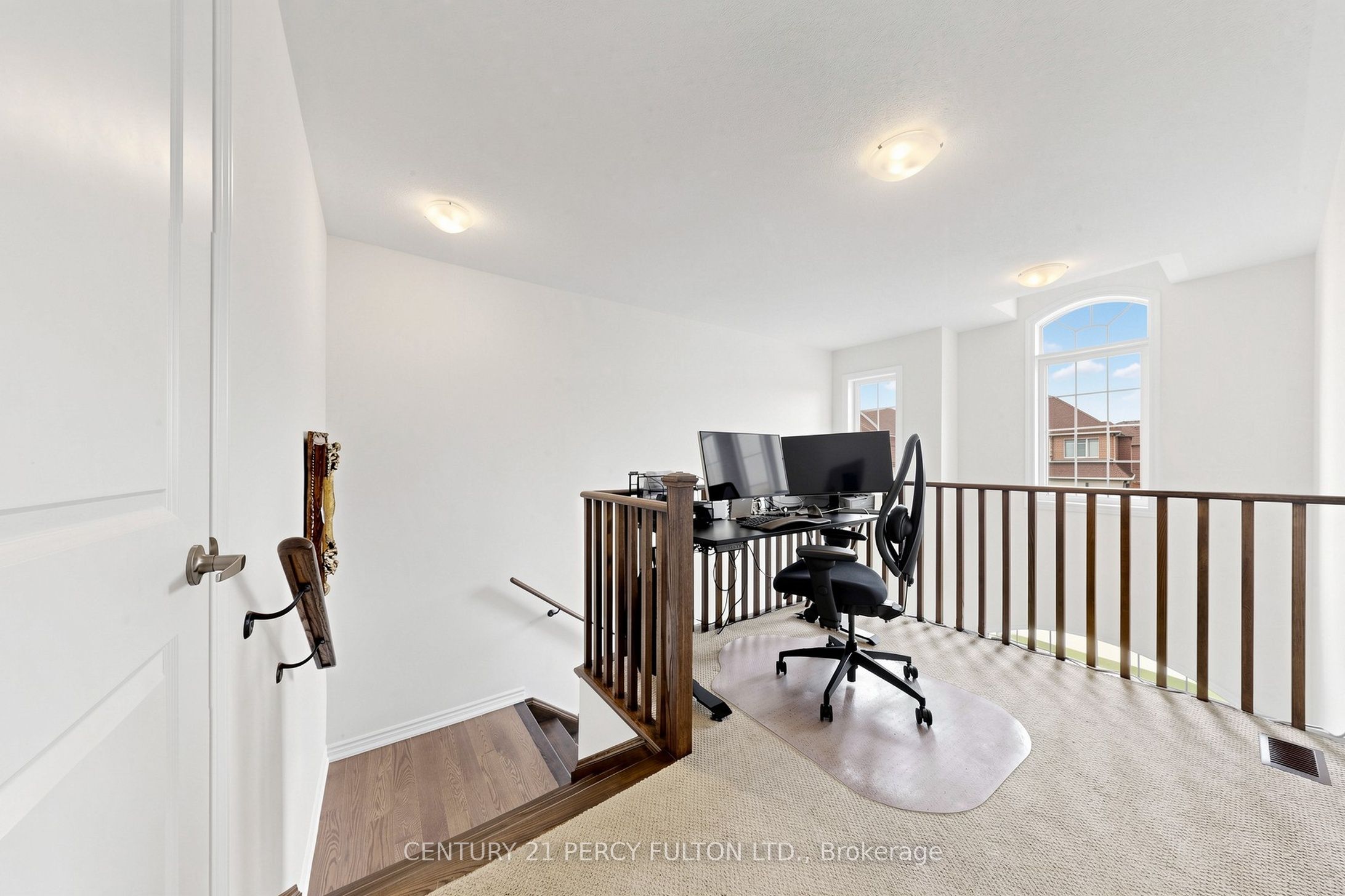 166 Ferragine Crescent Property Photo 19
