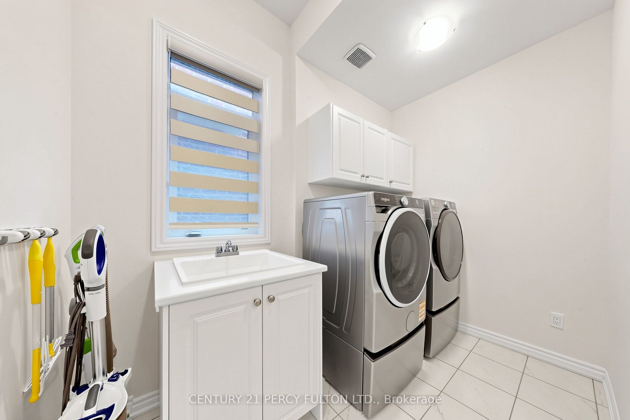 166 Ferragine Crescent Property Photo 29