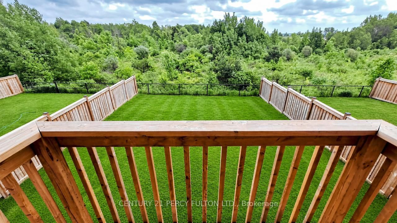 166 Ferragine Crescent Property Photo 34