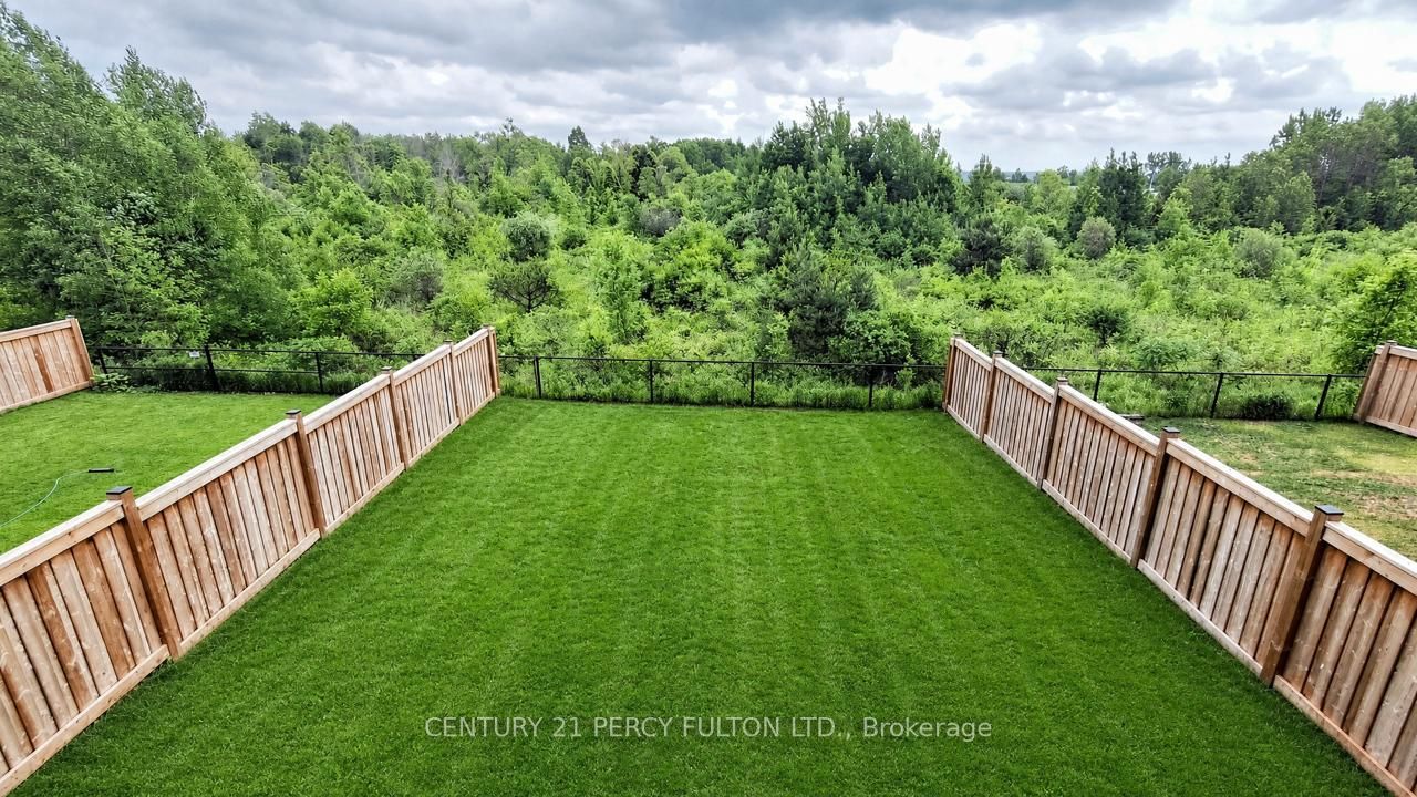 166 Ferragine Crescent Property Photo 36