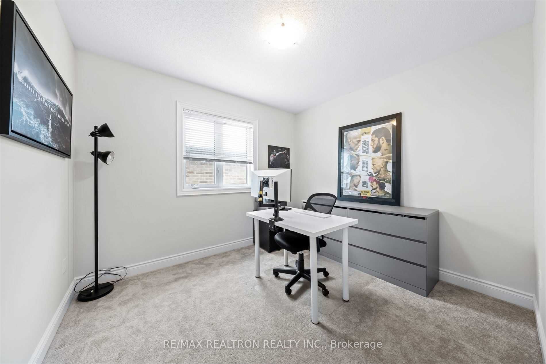 1172 Peelar Crescent Property Photo 17