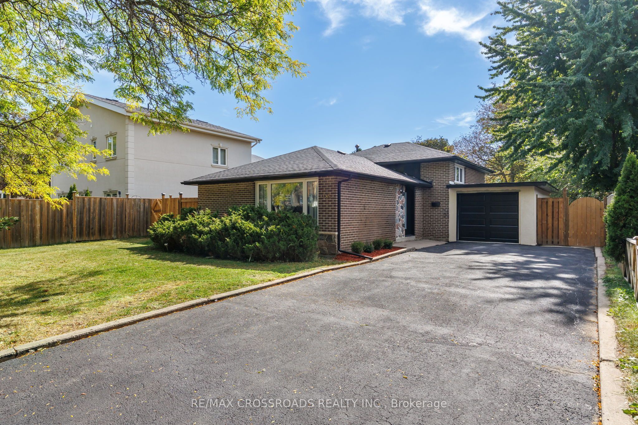 184 Laverock Avenue Property Photo 1