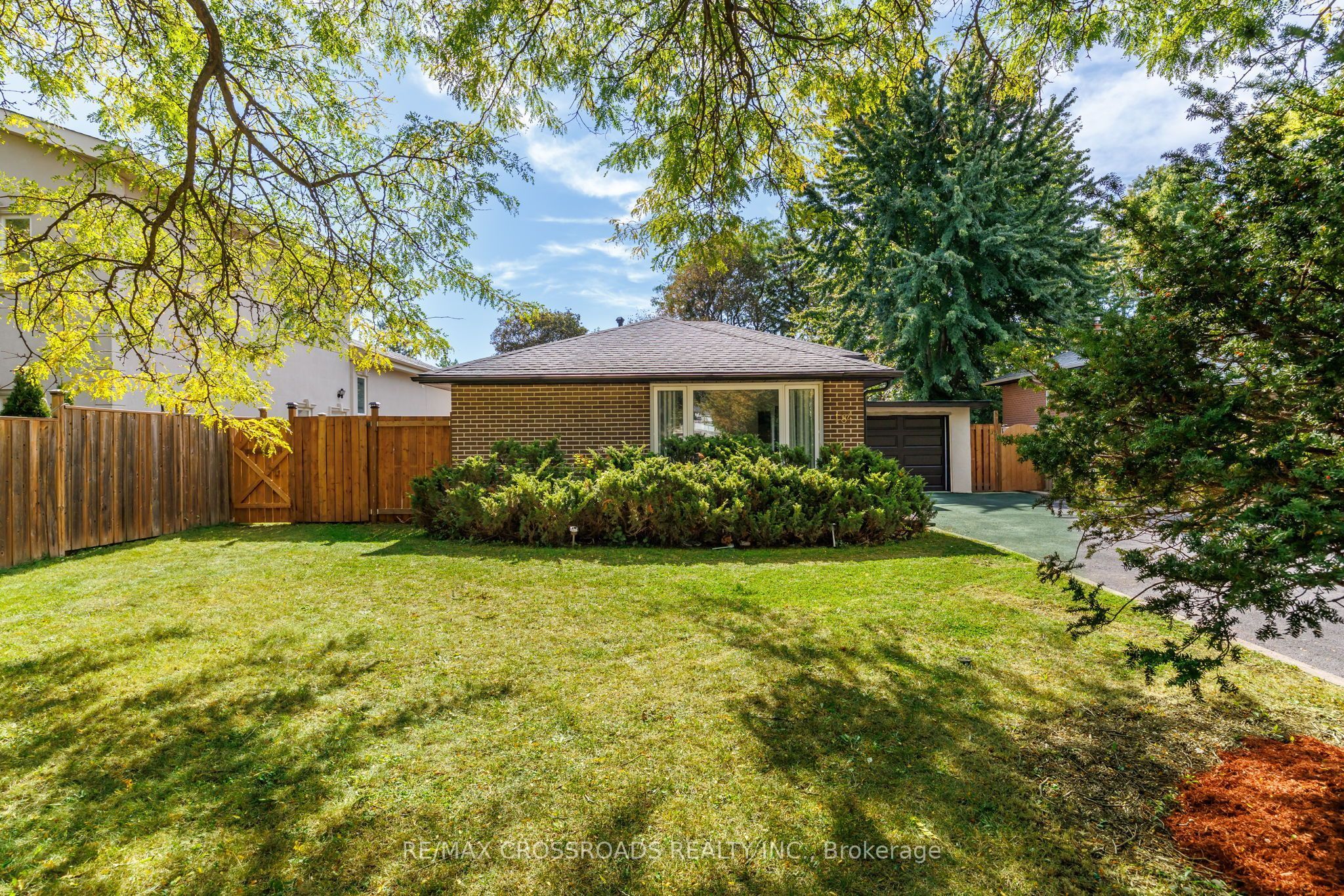 184 Laverock Avenue Property Photo 2