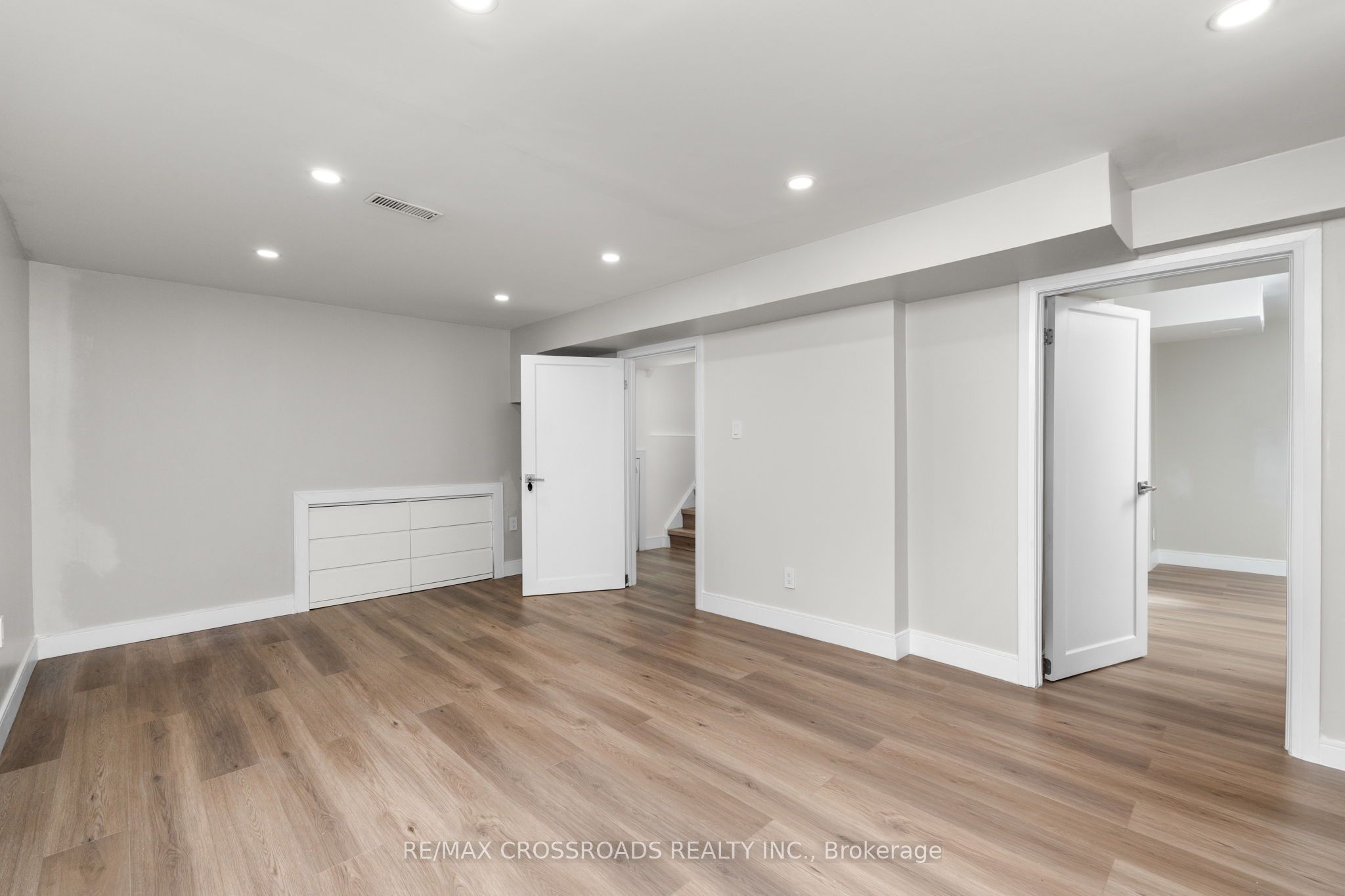 184 Laverock Avenue Property Photo 31