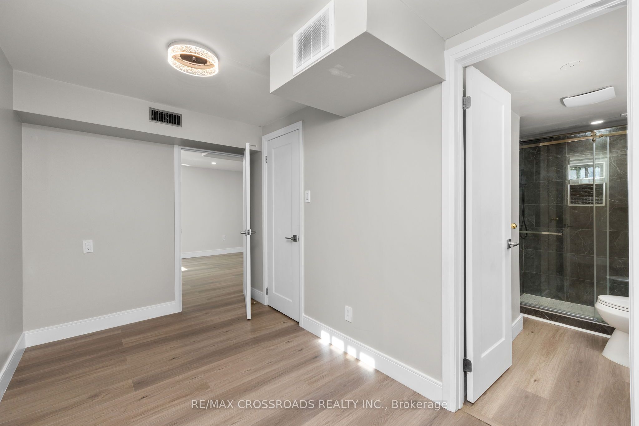 184 Laverock Avenue Property Photo 33