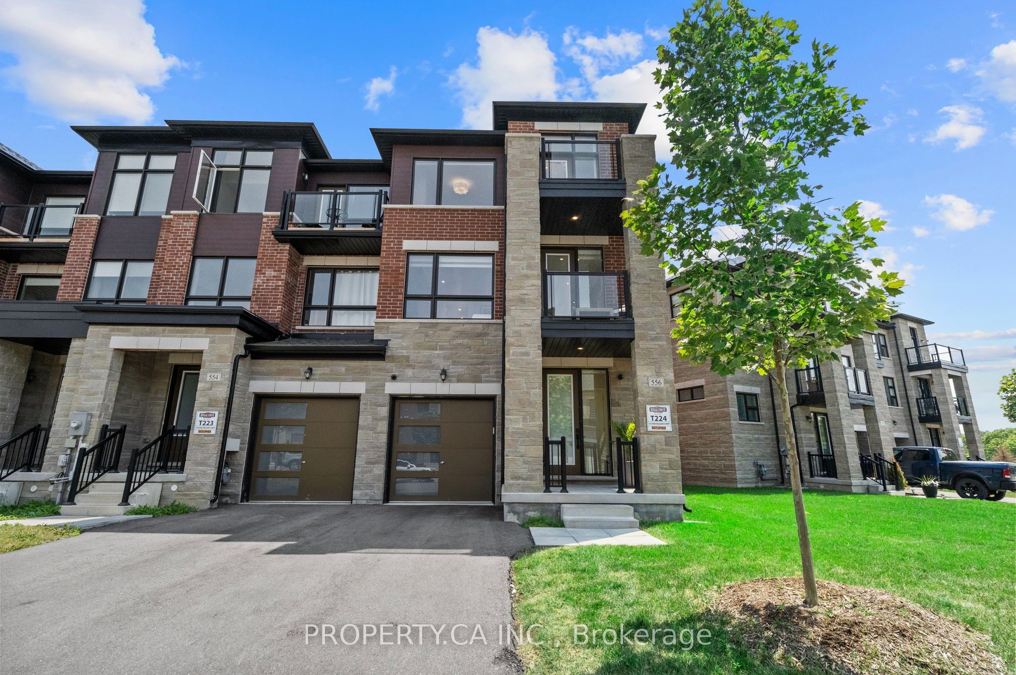 556 New England Court Property Photo 1