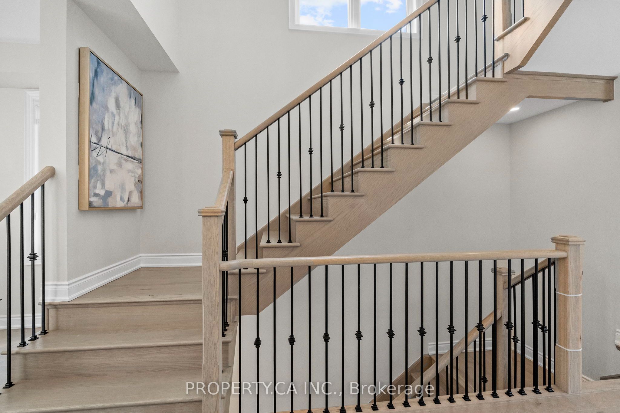 556 New England Court Property Photo 19