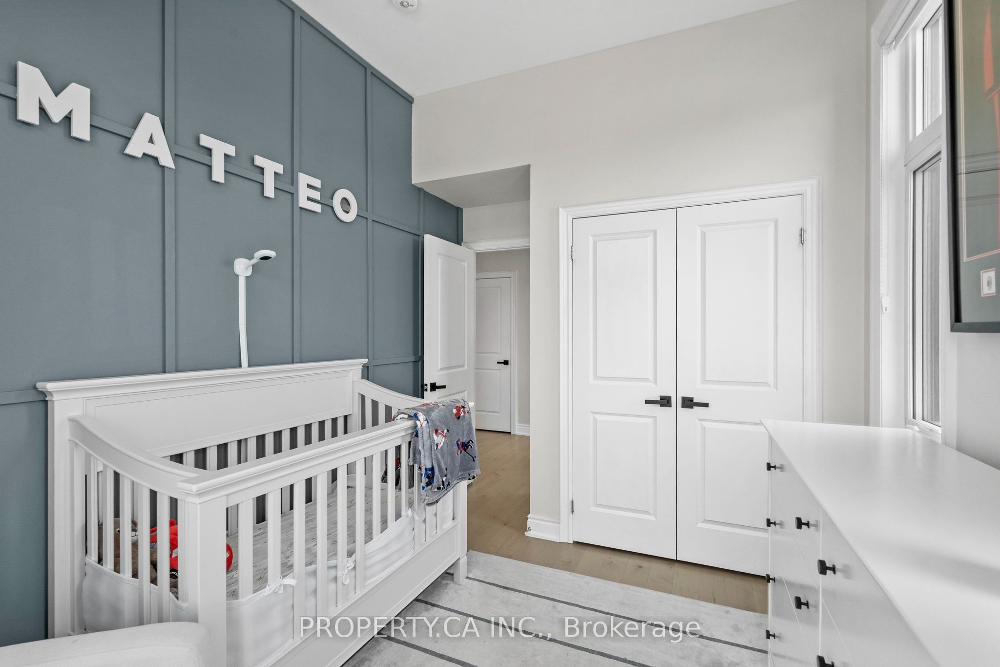 556 New England Court Property Photo 26