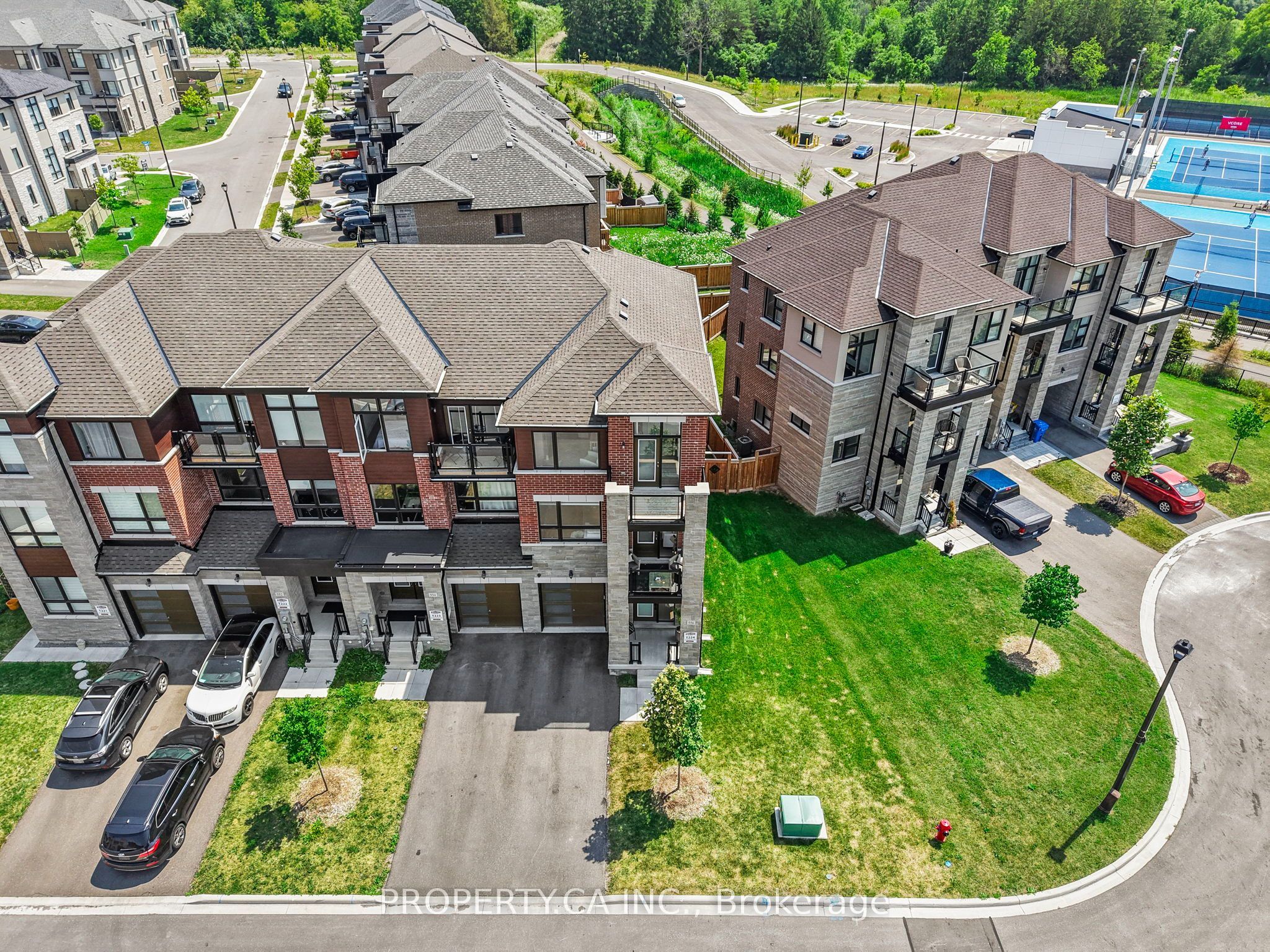556 New England Court Property Photo 48