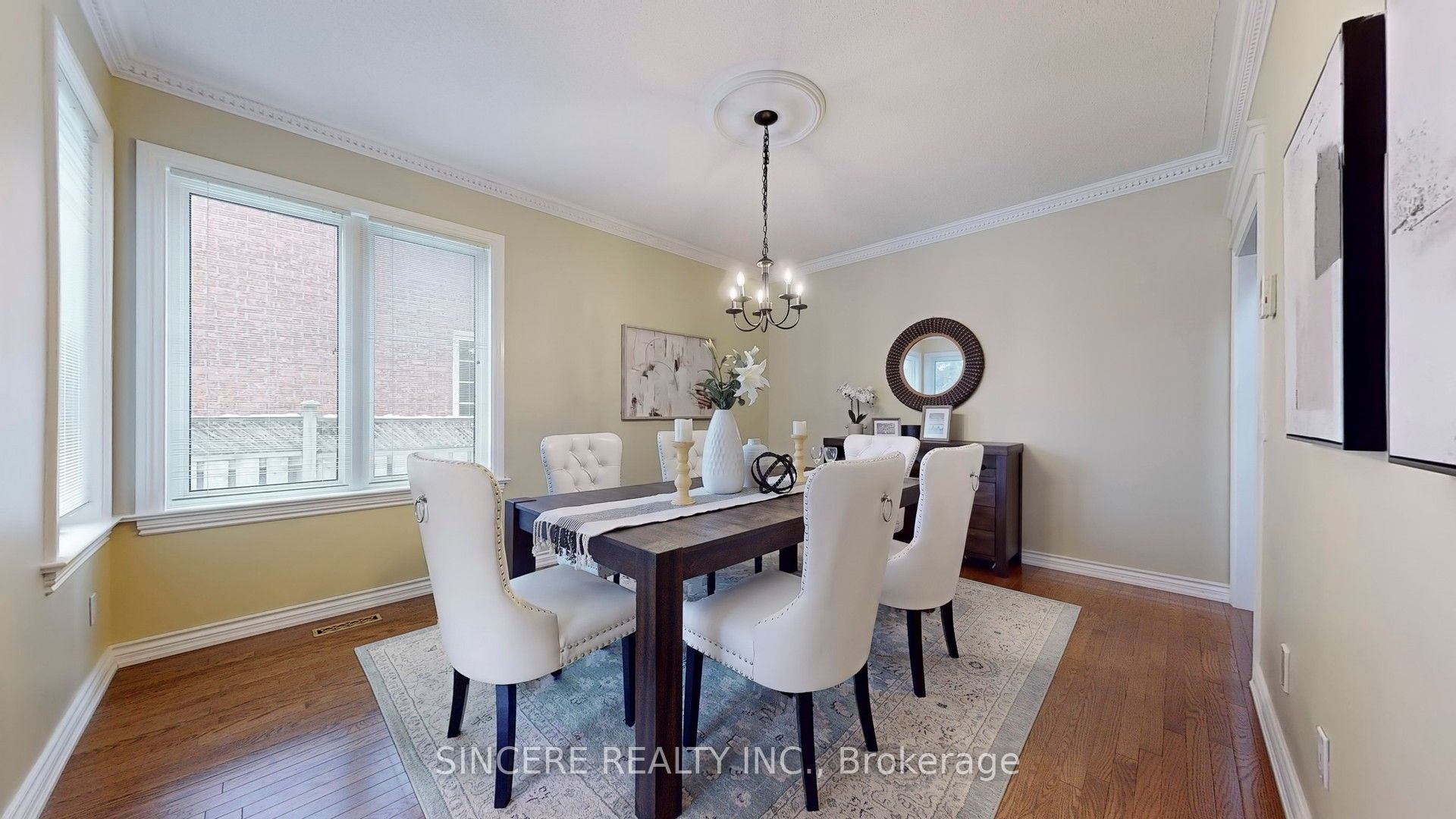 76 Braeside Square Property Photo 8