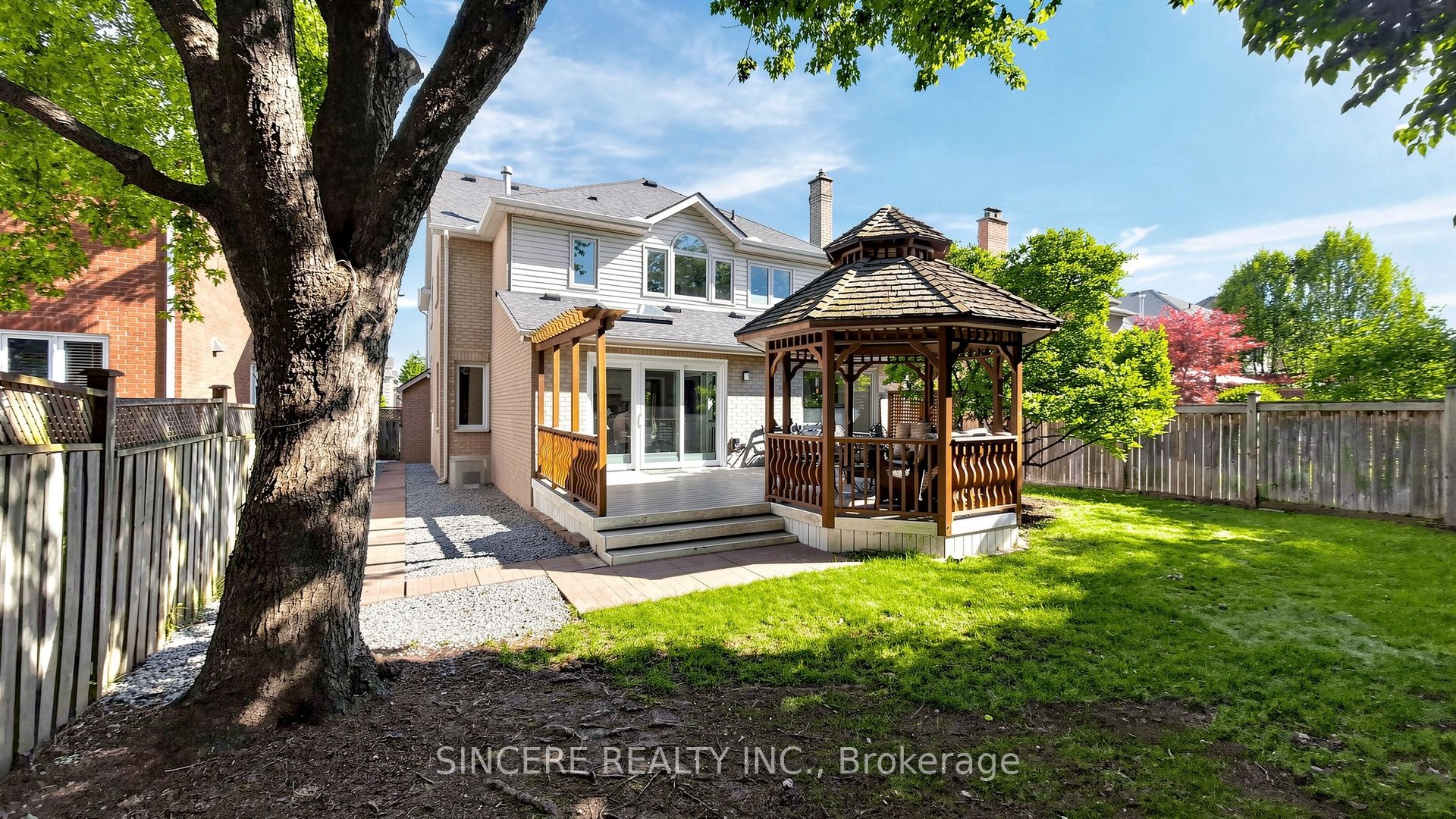 76 Braeside Square Property Photo 41