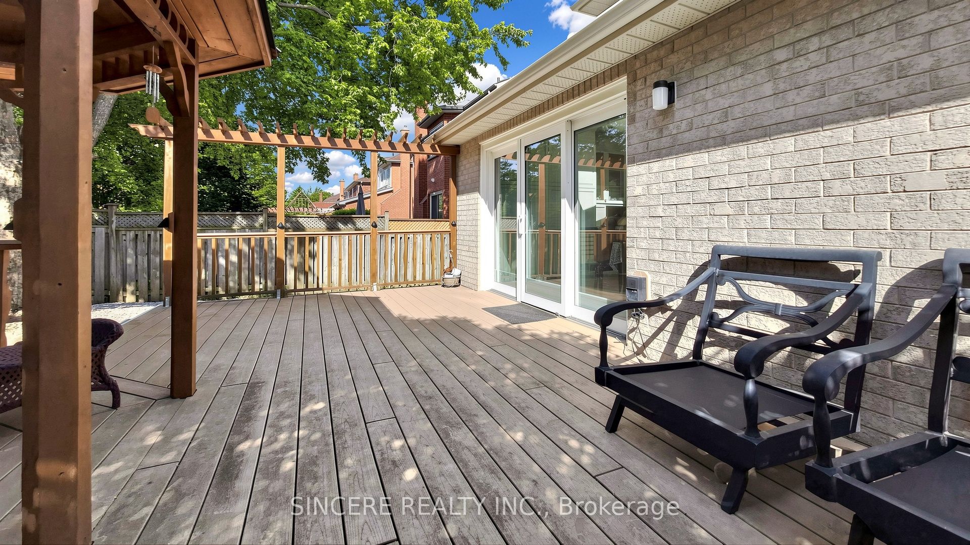 76 Braeside Square Property Photo 45