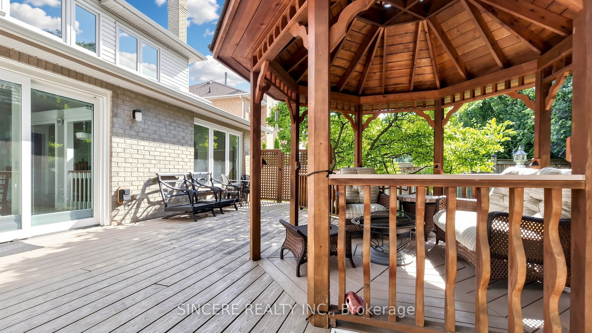 76 Braeside Square Property Photo 48