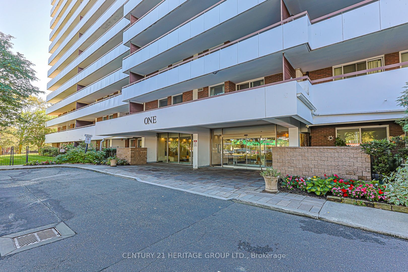 1 Royal Orchard Boulevard 502 Property Photo 1