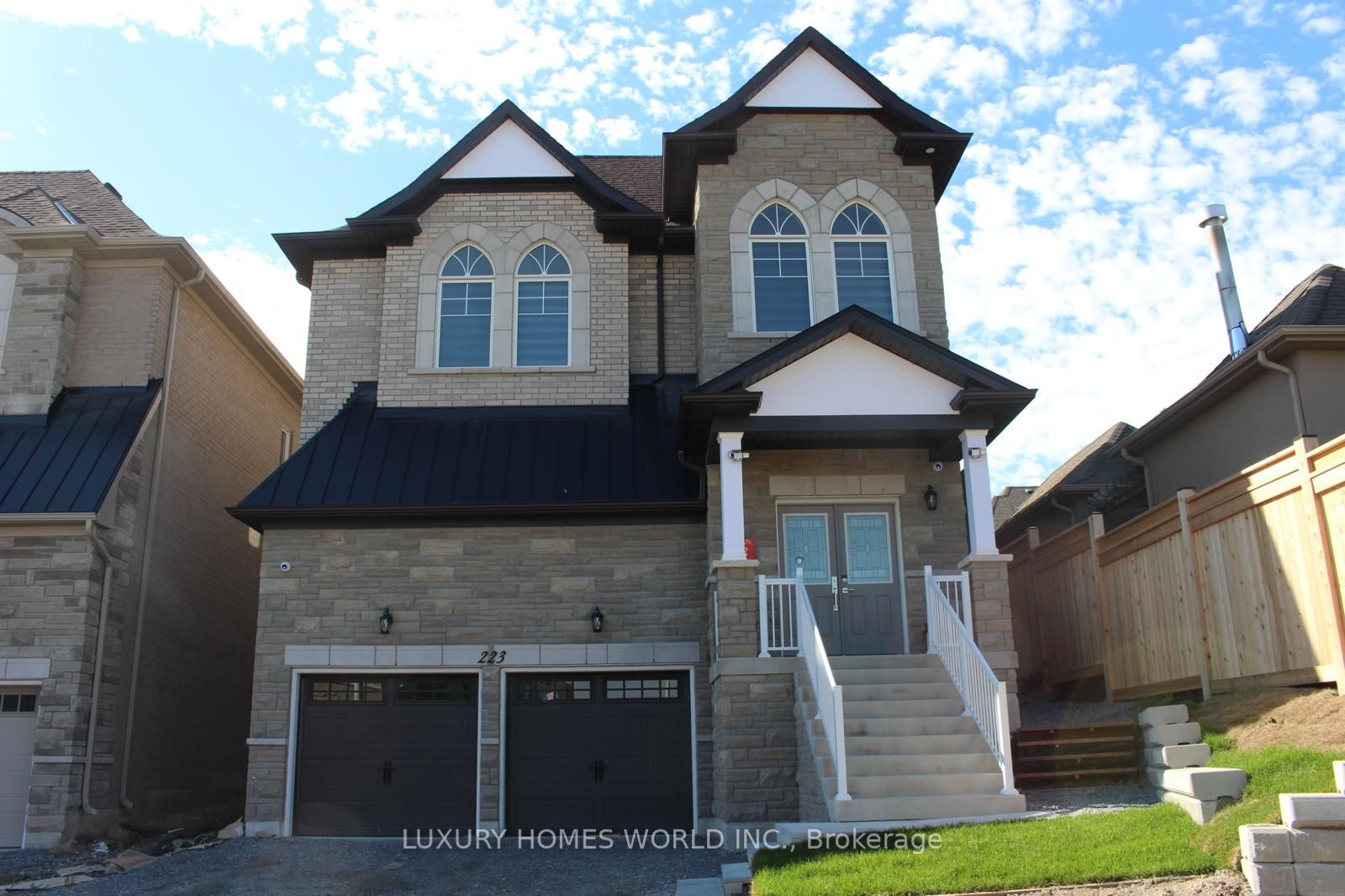 223 Seguin Street Property Photo 1