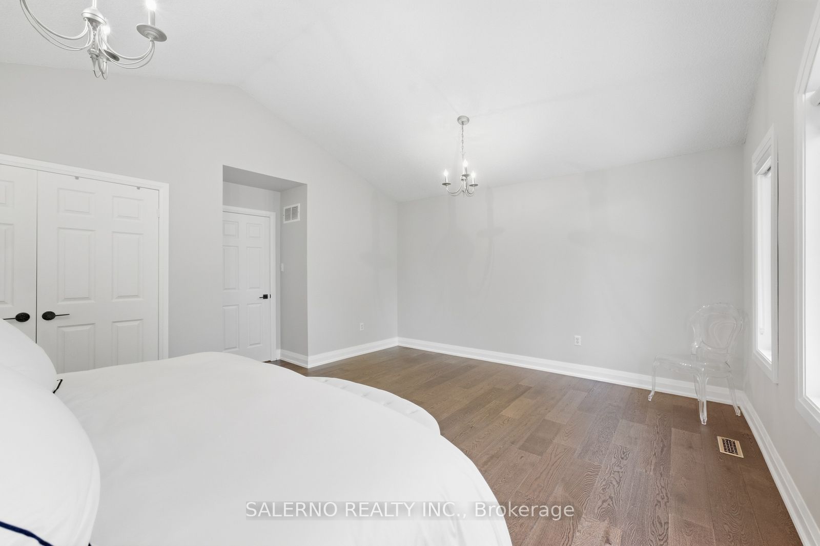 192 Veneto Drive Property Photo 31