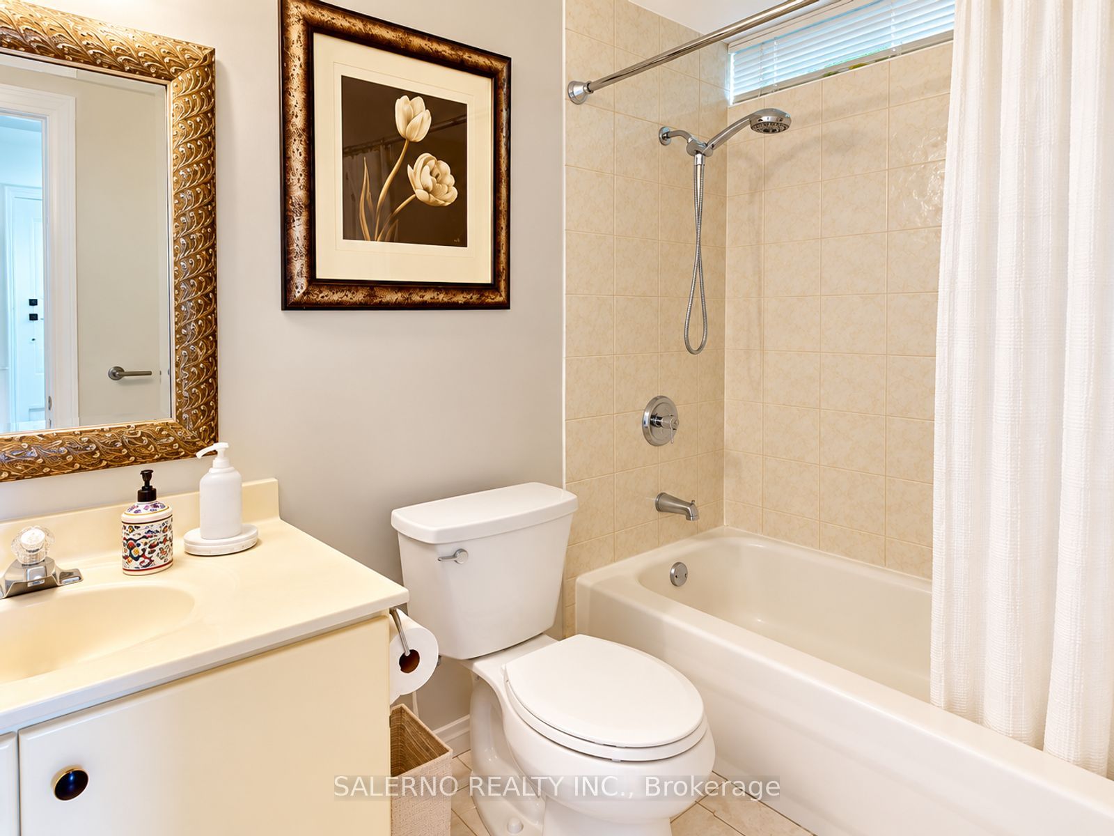 192 Veneto Drive Property Photo 43