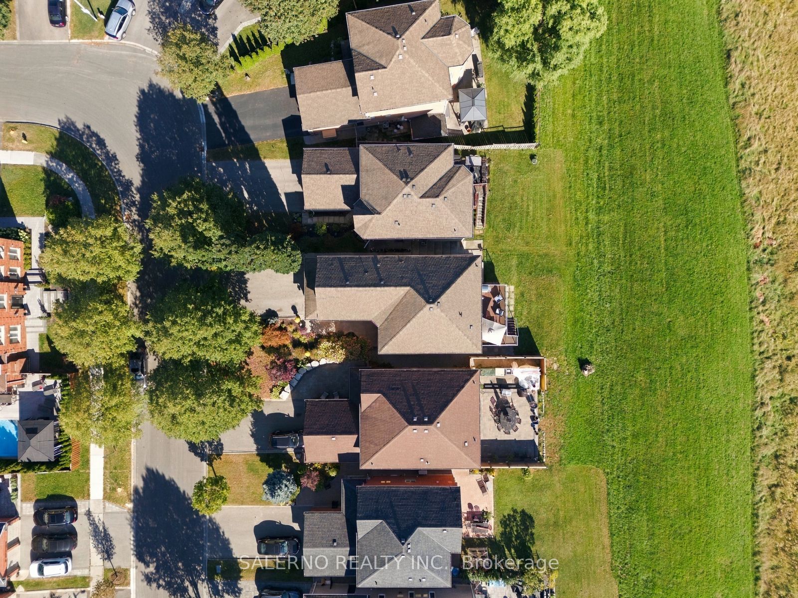 192 Veneto Drive Property Photo 49