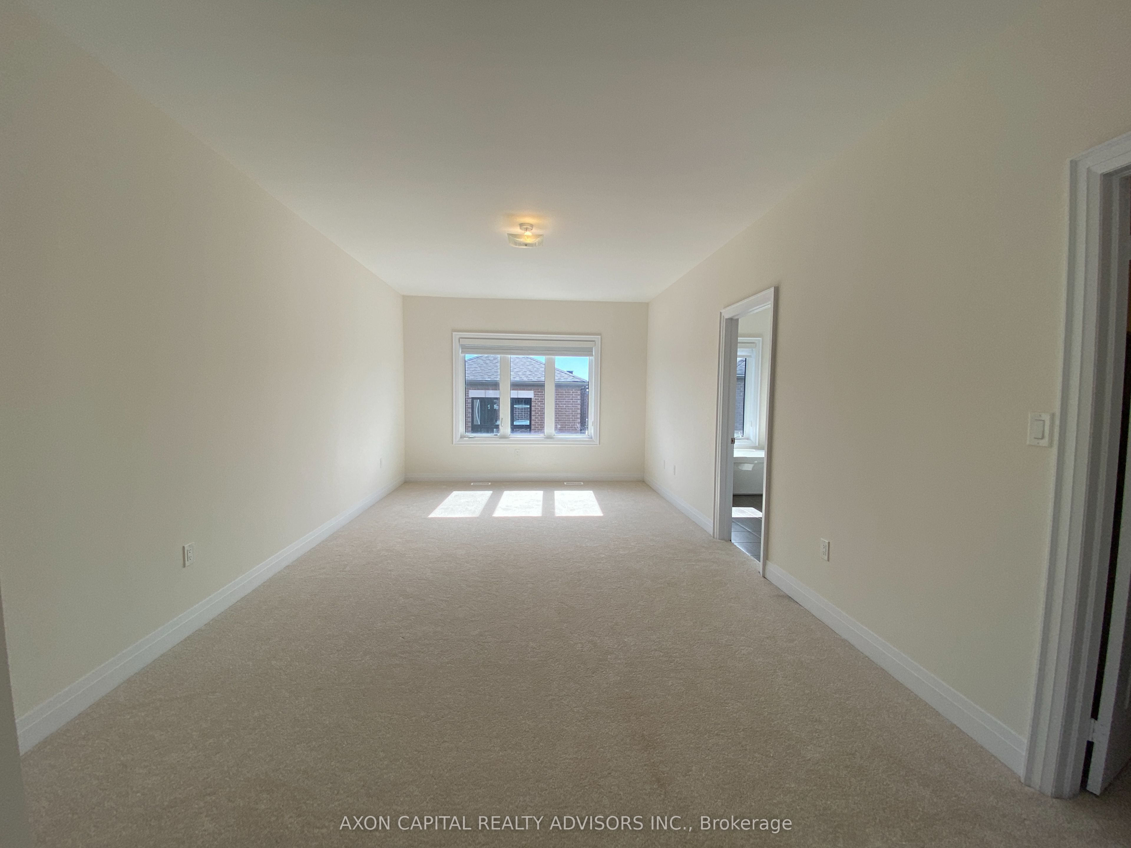 39 Mindanao Avenue Property Photo 8