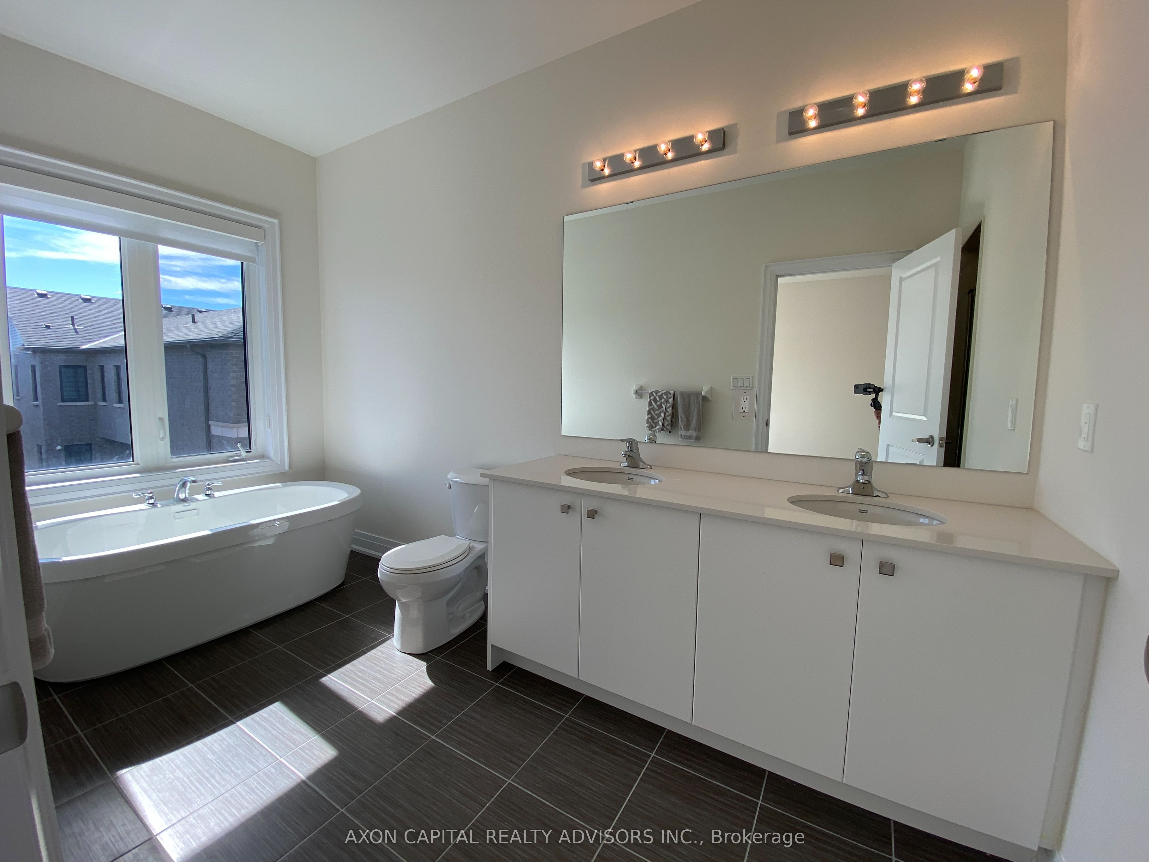 39 Mindanao Avenue Property Photo 10