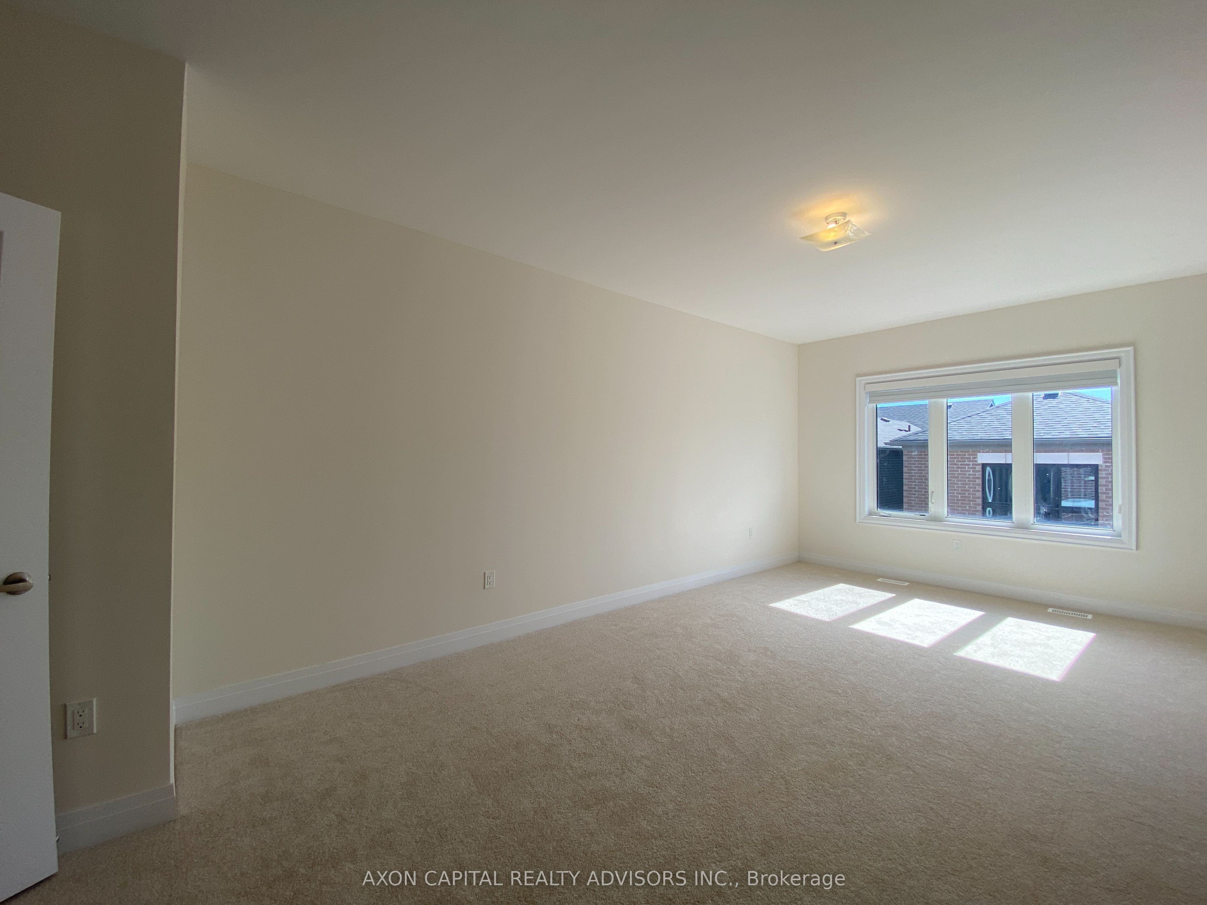39 Mindanao Avenue Property Photo 12