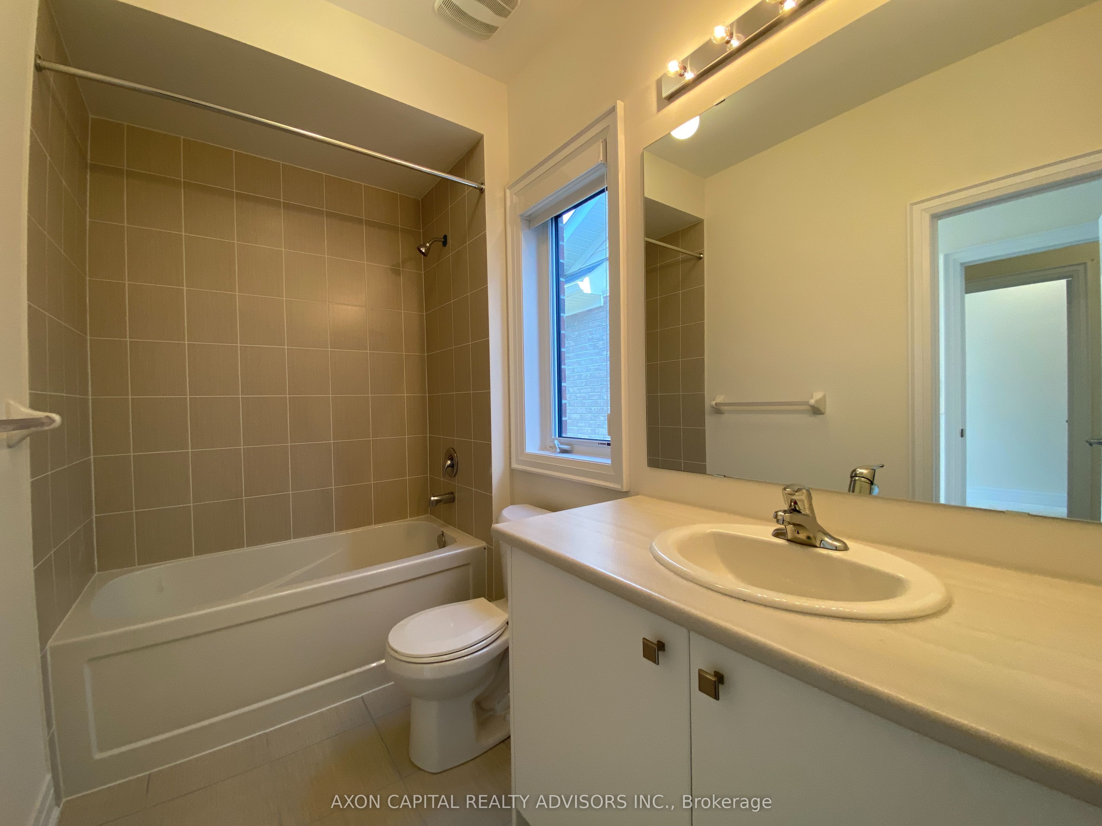 39 Mindanao Avenue Property Photo 14