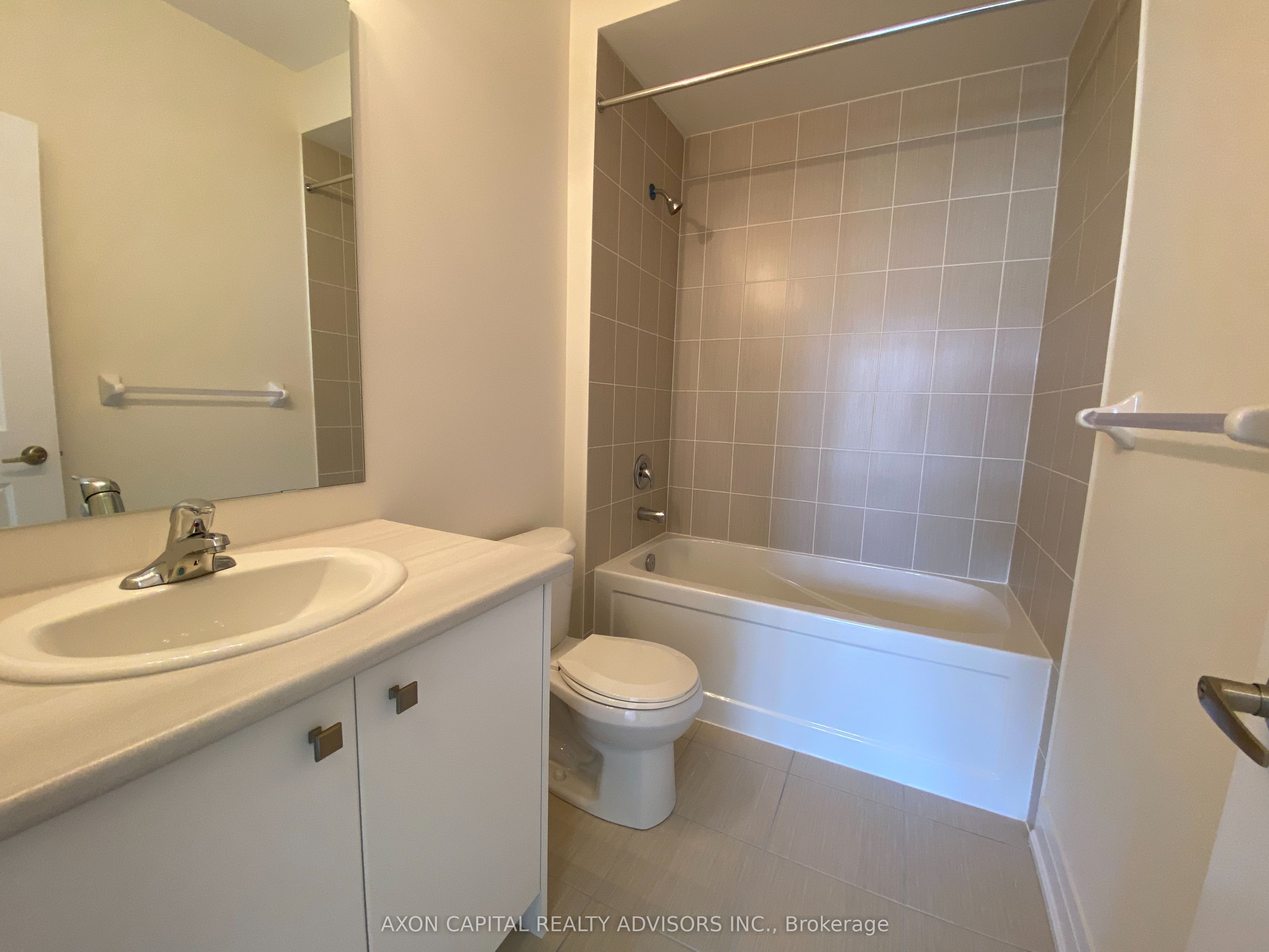 39 Mindanao Avenue Property Photo 17