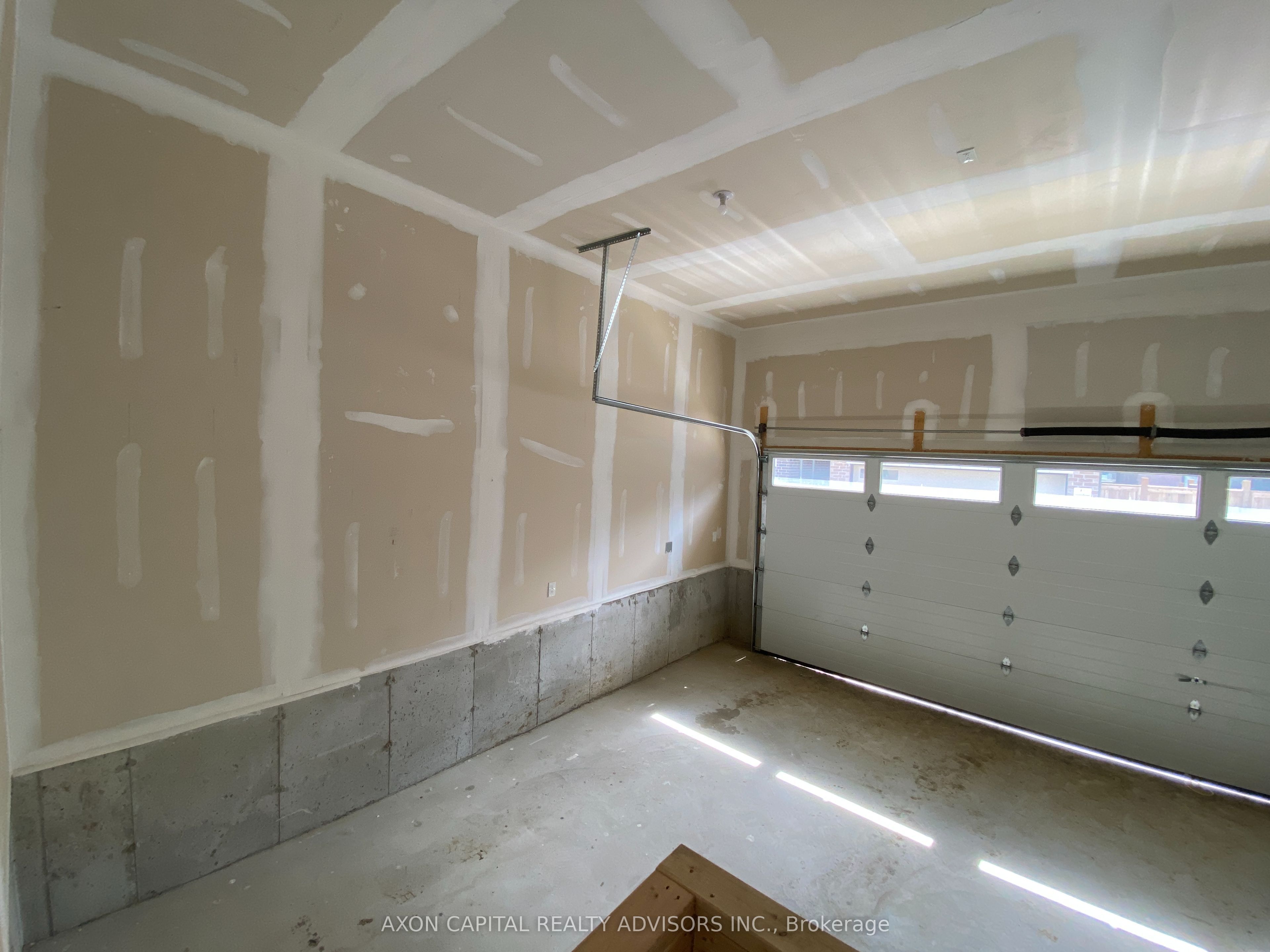 39 Mindanao Avenue Property Photo 22