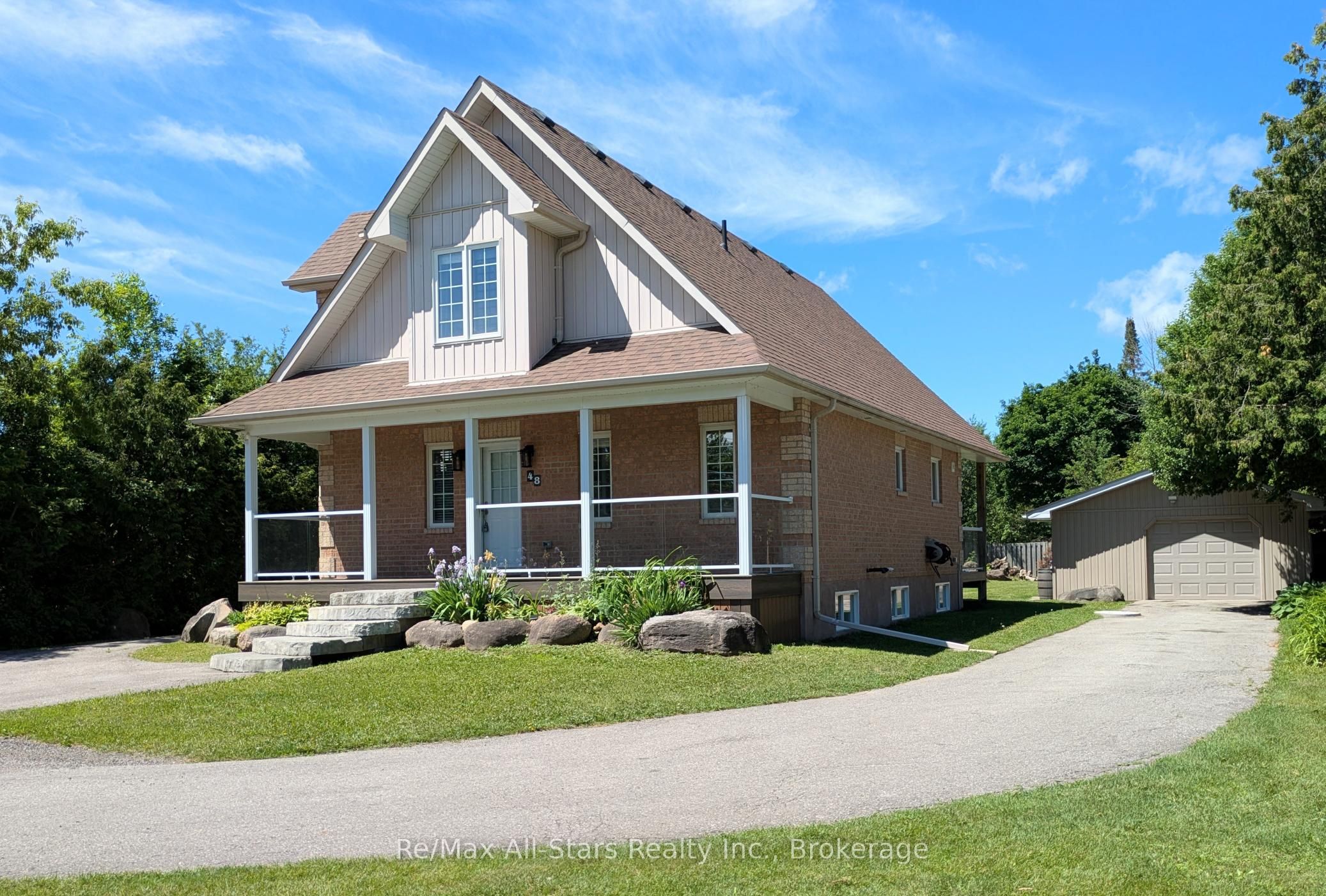 48 Brule Lakeway Property Photo 1