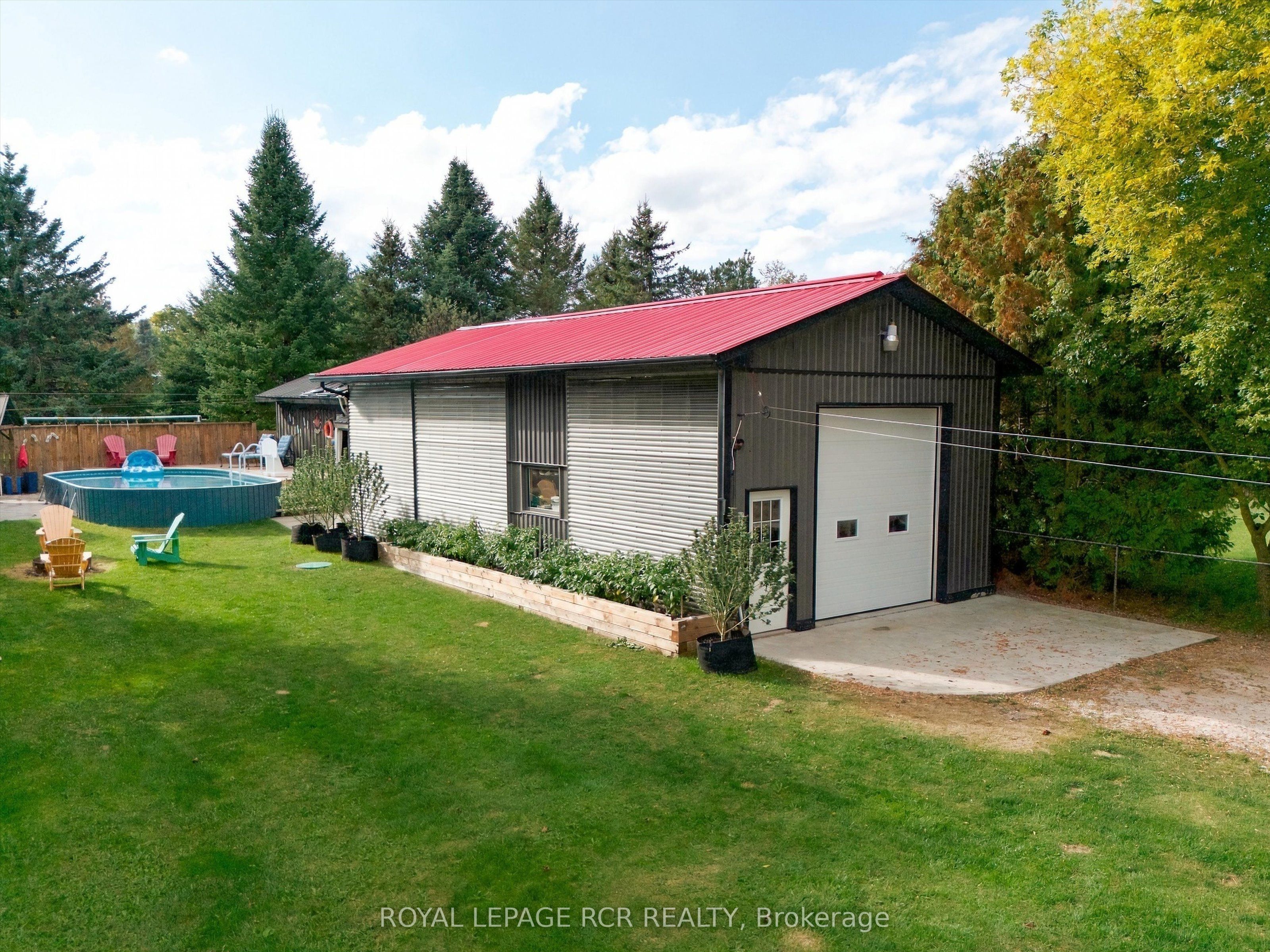 16 Loree Drive Property Photo 36