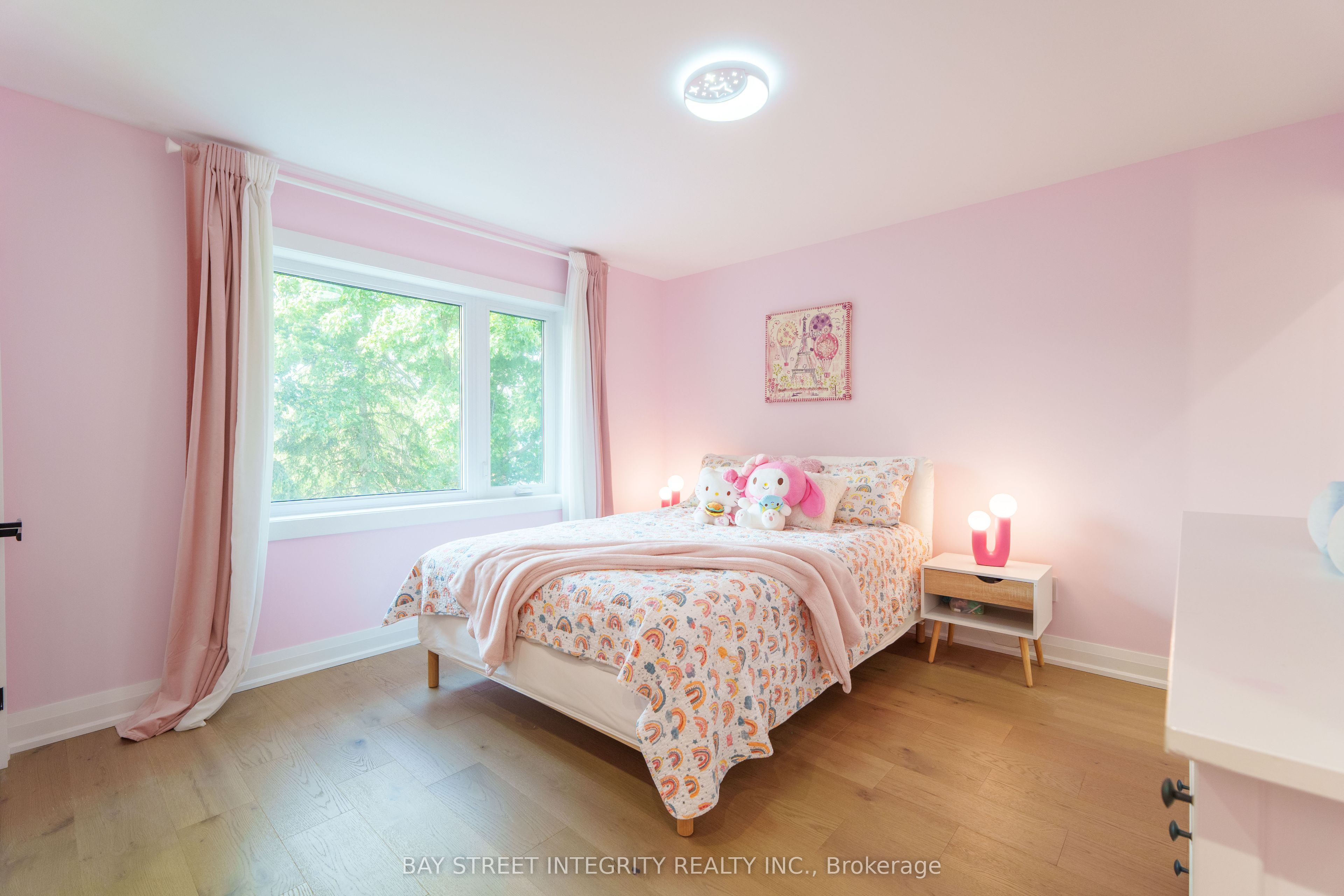 2247 Rodick Road Property Photo 31