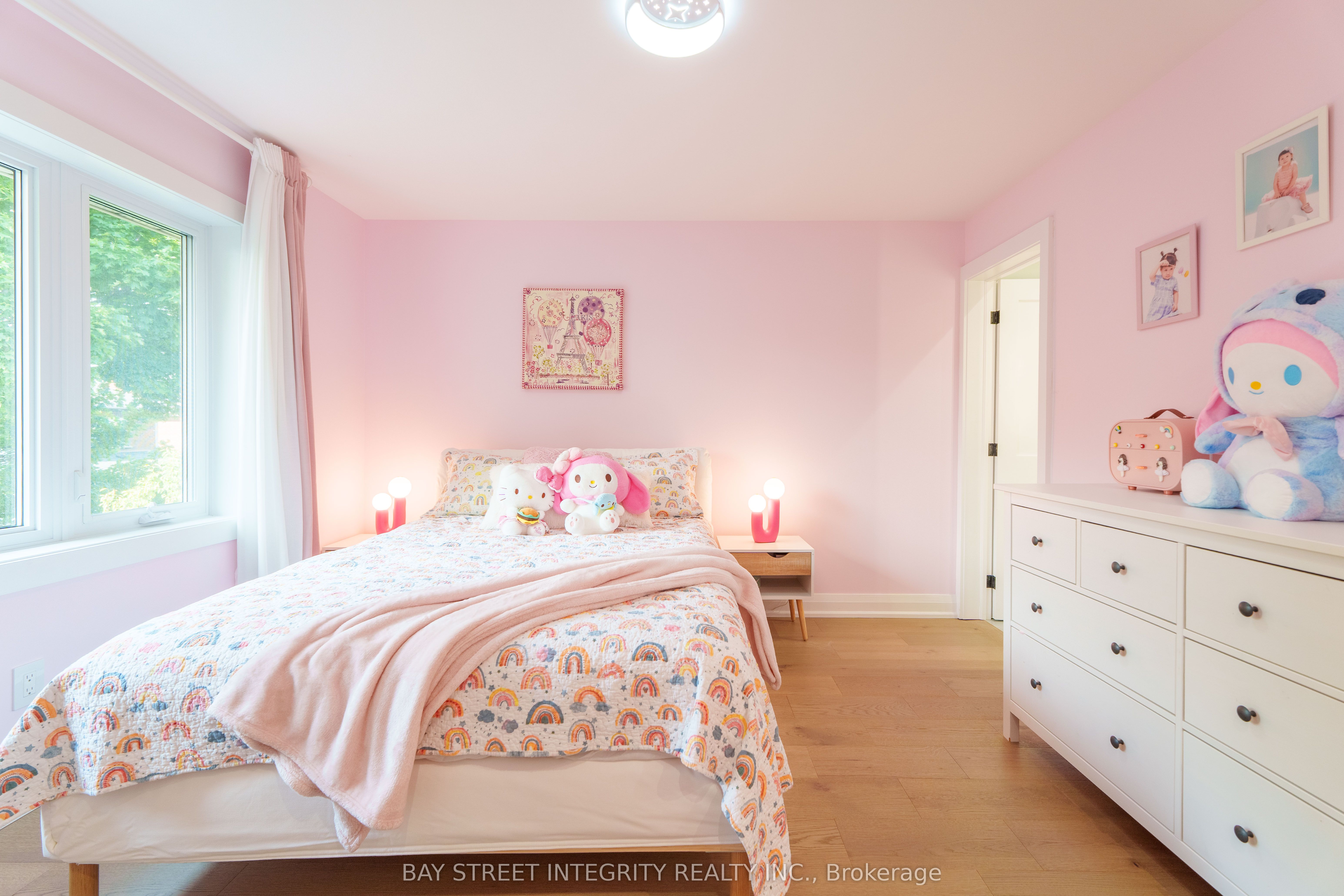 2247 Rodick Road Property Photo 32