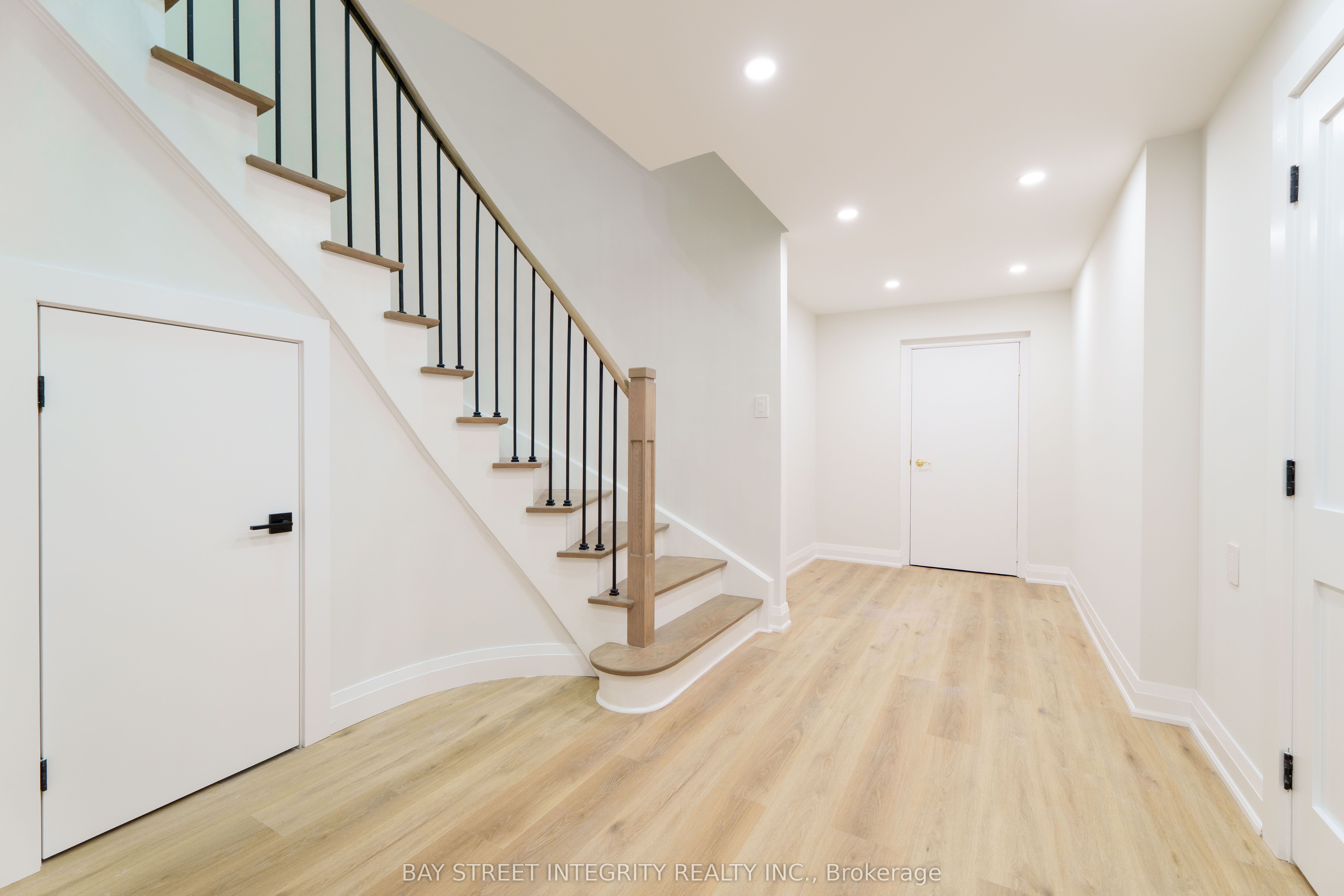 2247 Rodick Road Property Photo 38